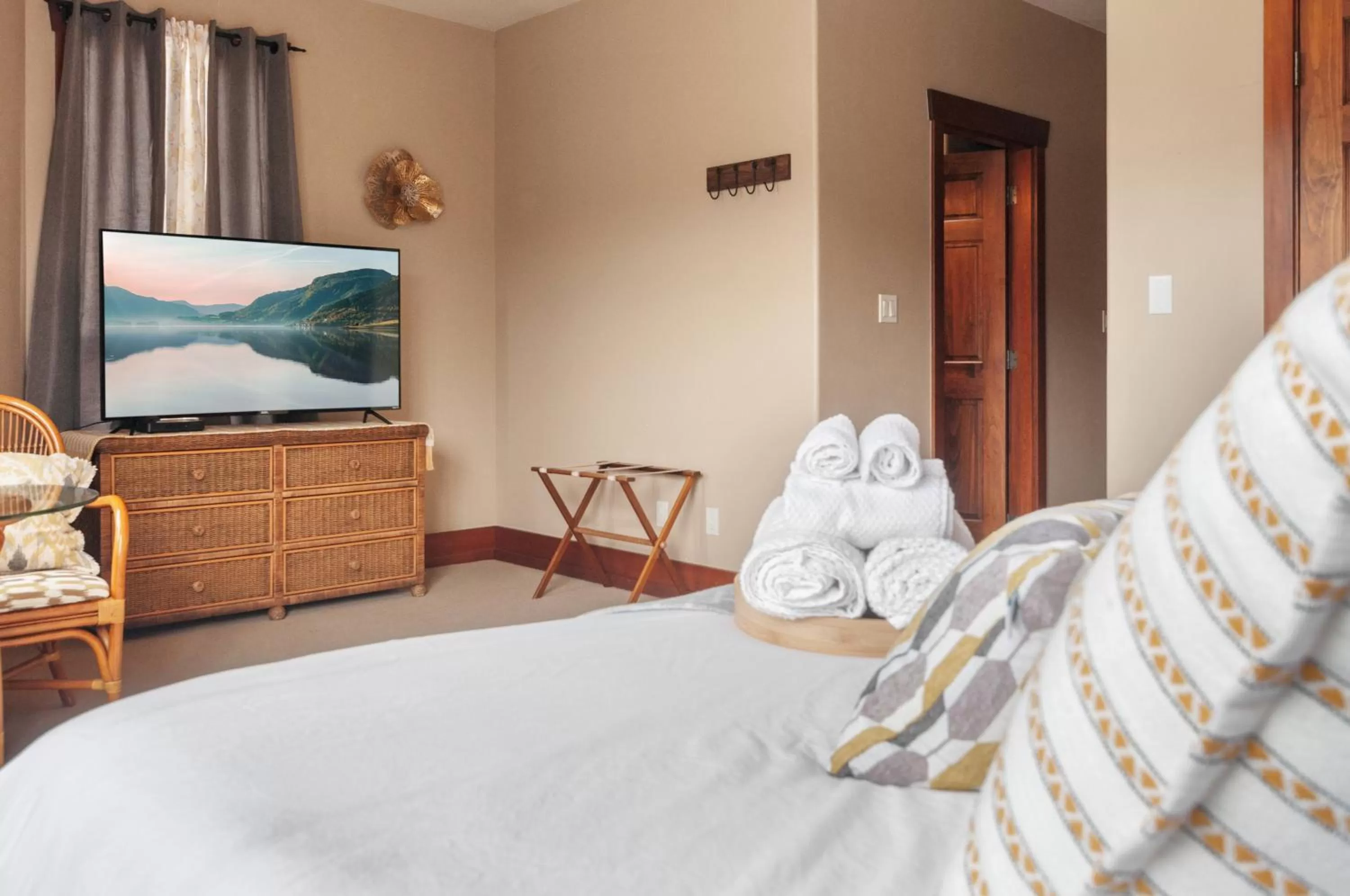 Photo of the whole room, Bed in Casa Grande Inn & Suites