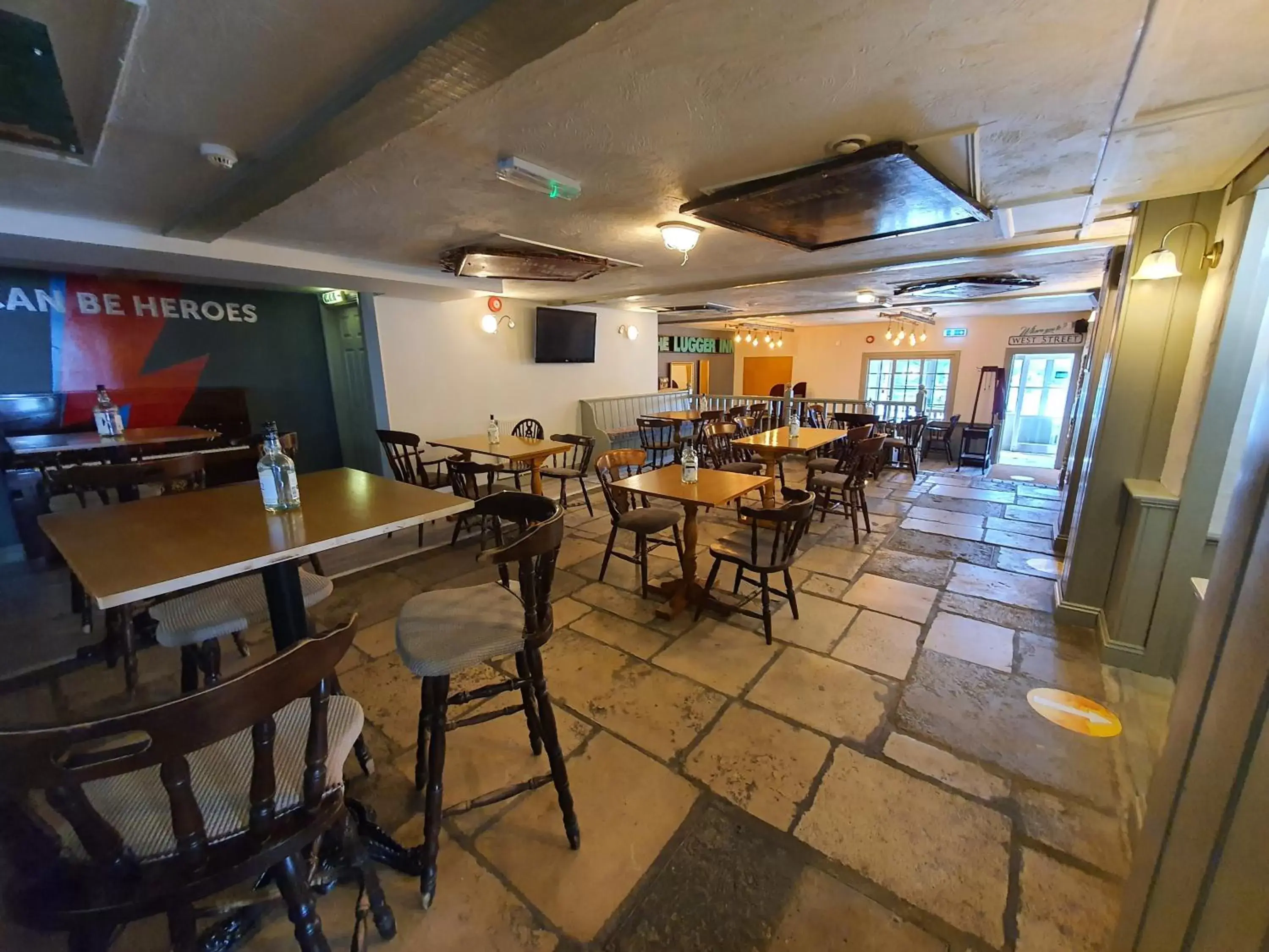 Lounge or bar in The Lugger Inn