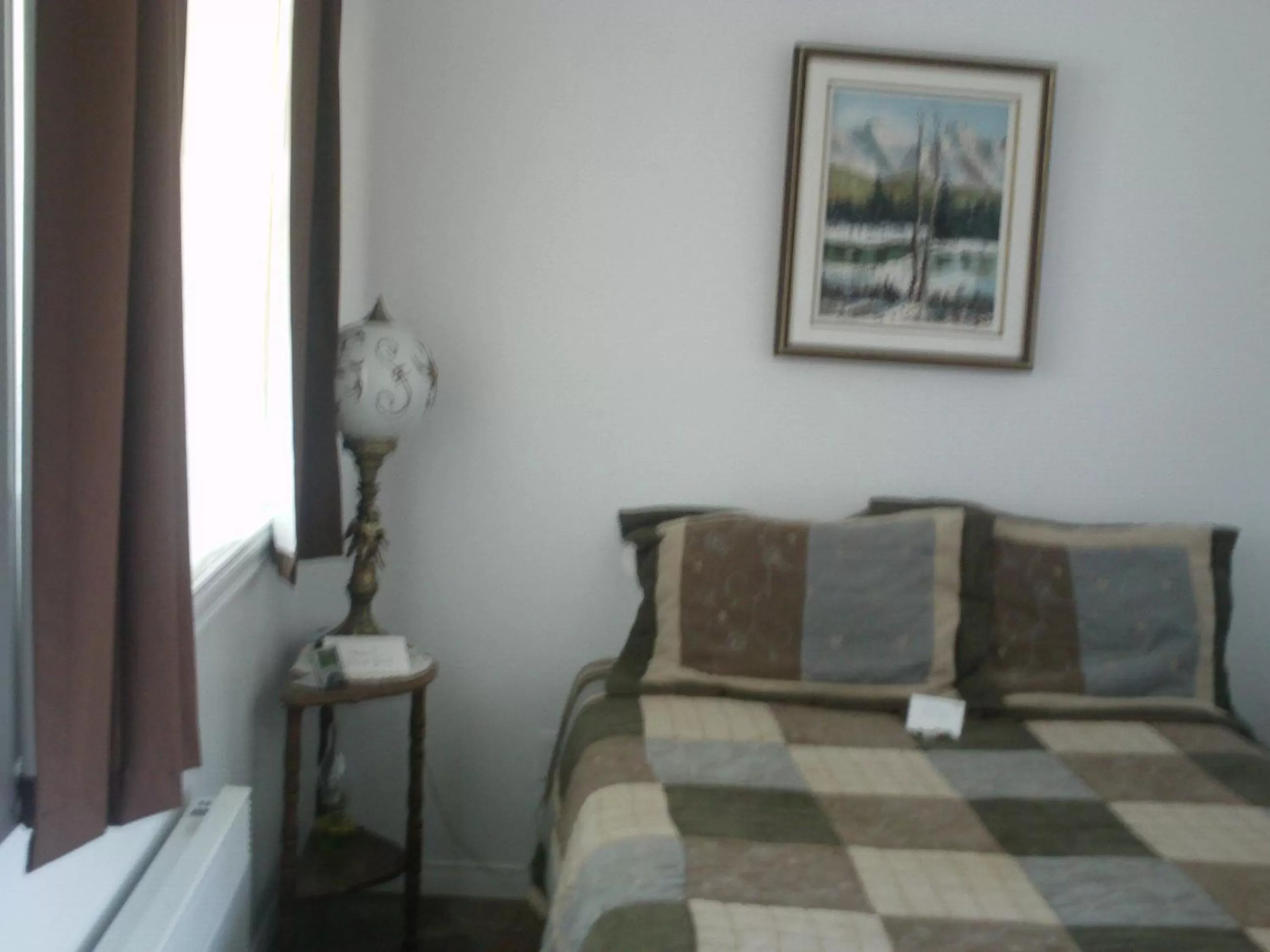 Bed in Motel Leblanc