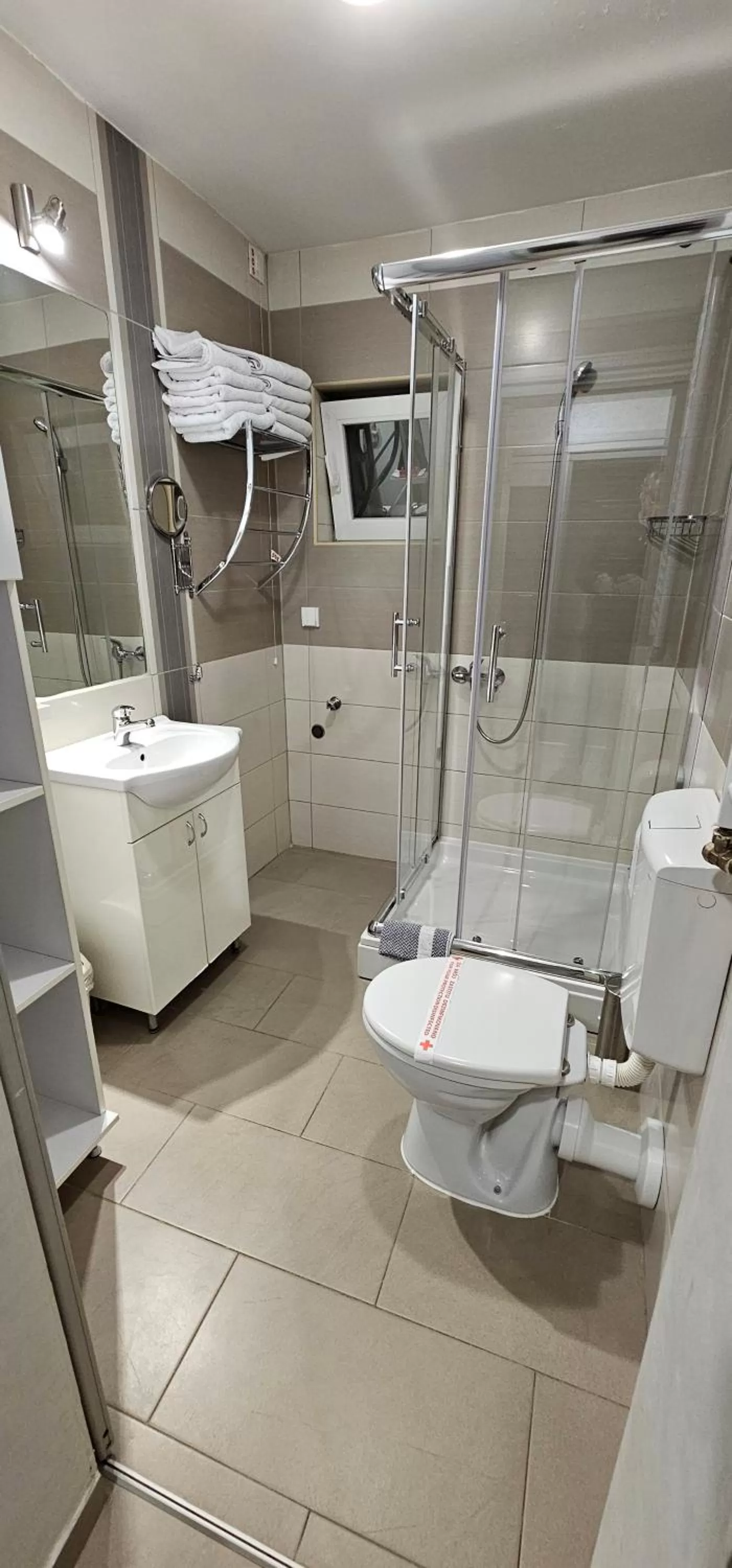 Property building in Hotel Fontana