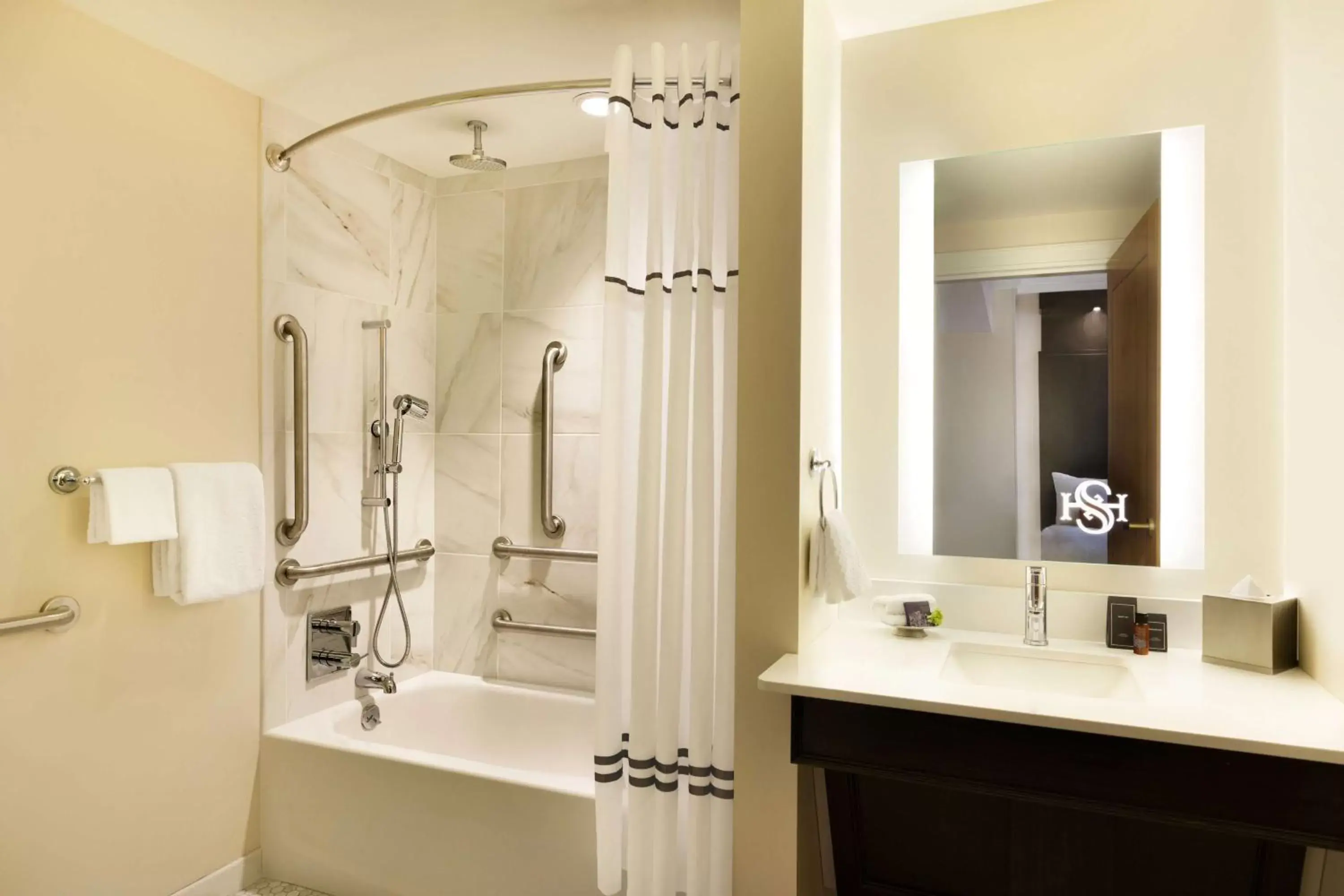 Bathroom in Hotel Saranac, Curio Collection By Hilton
