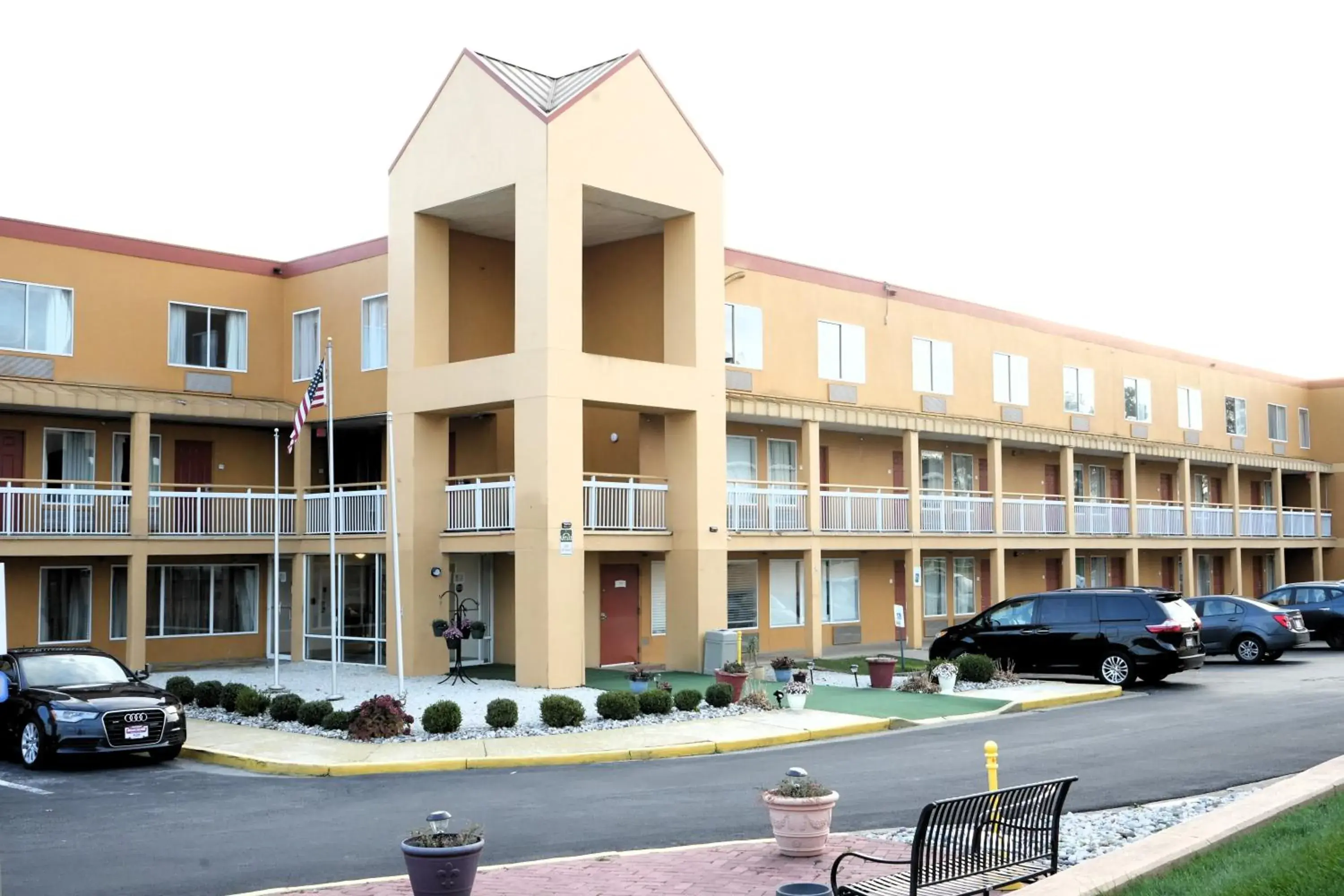 Property Building in Copley Inn & Suites, Copley - Akron