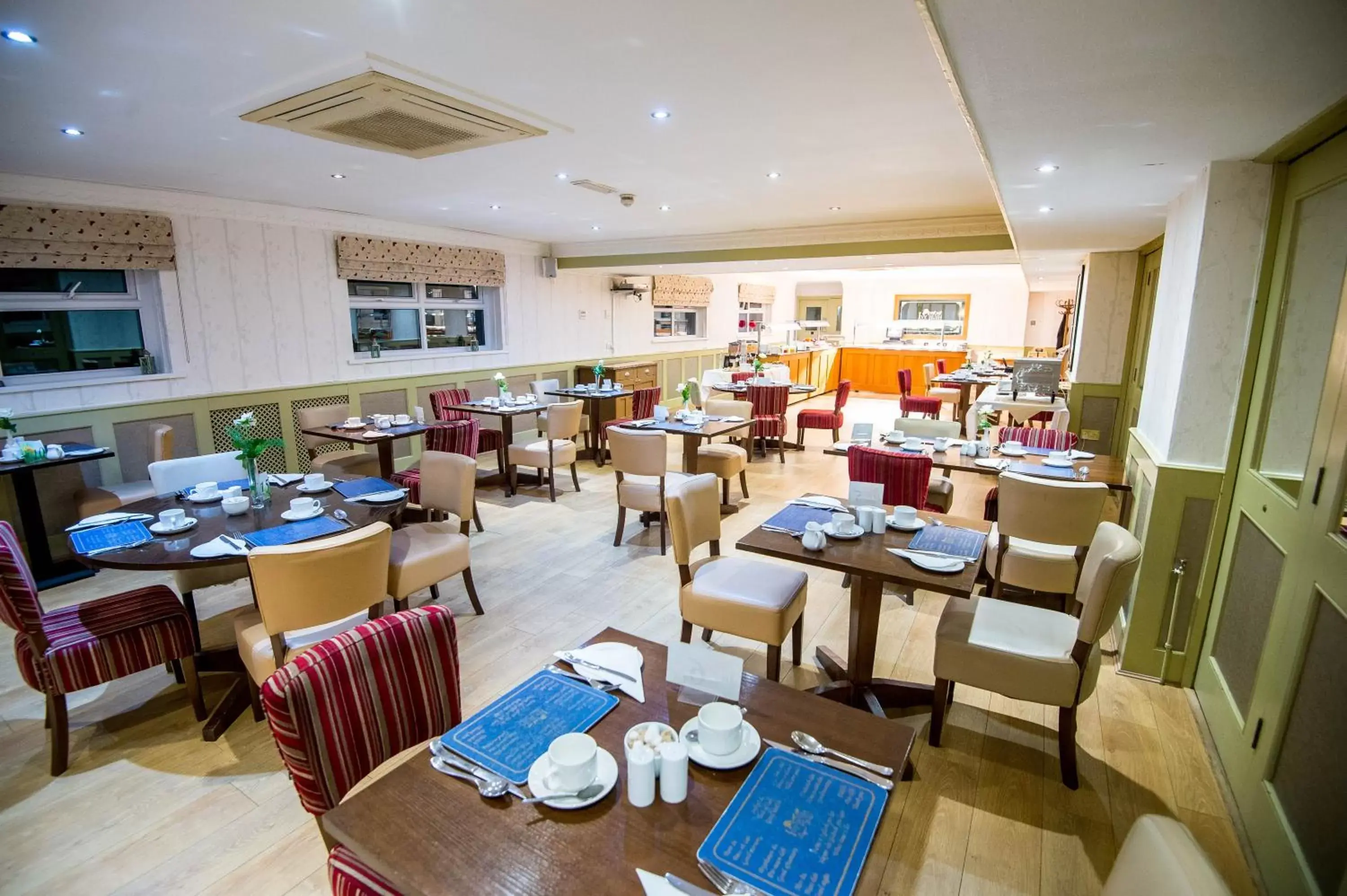 Restaurant/Places to Eat in Ivy Bush Royal Hotel by Compass Hospitality