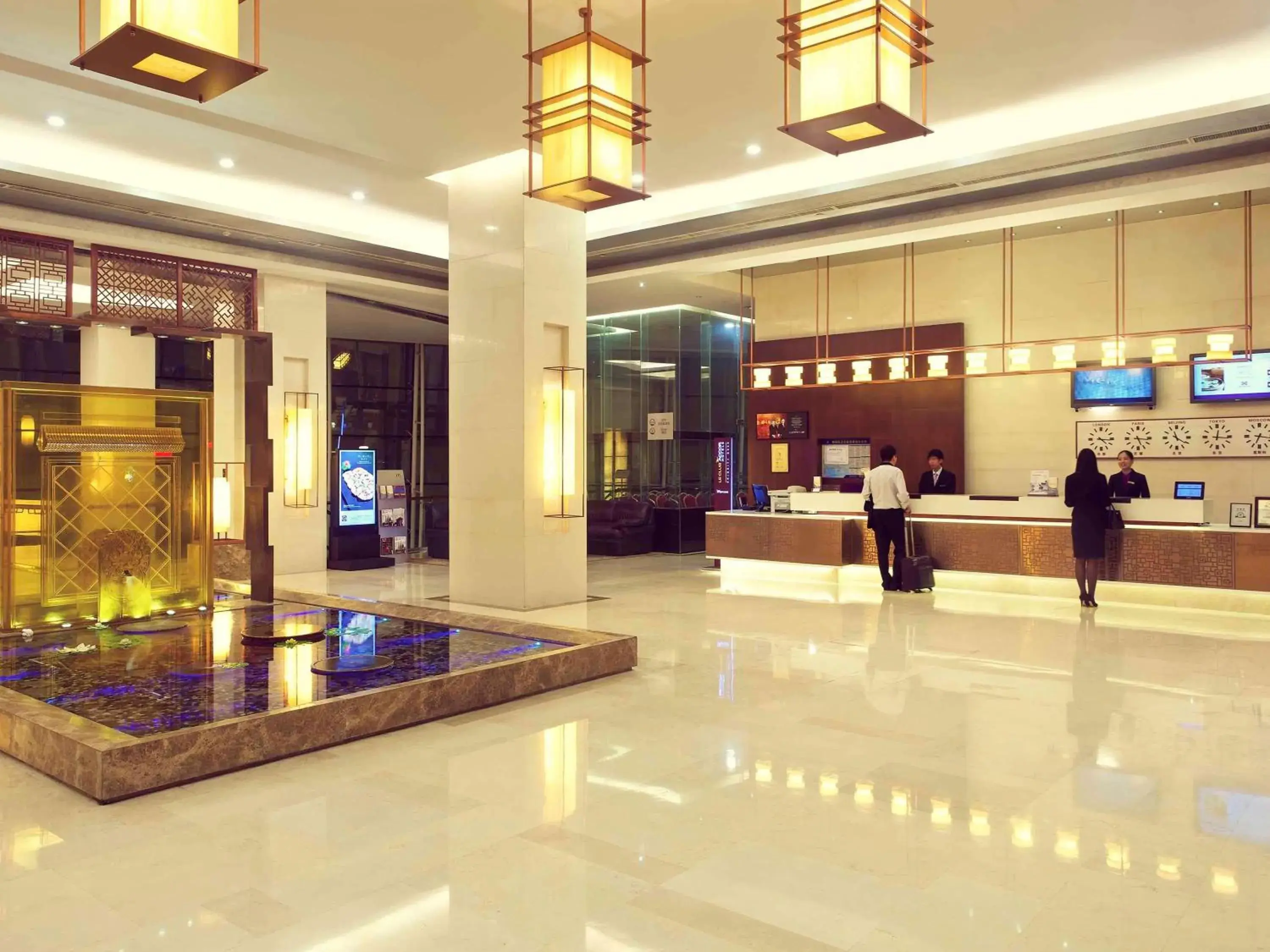 Lobby or reception in Mercure Beijing Downtown Hotel