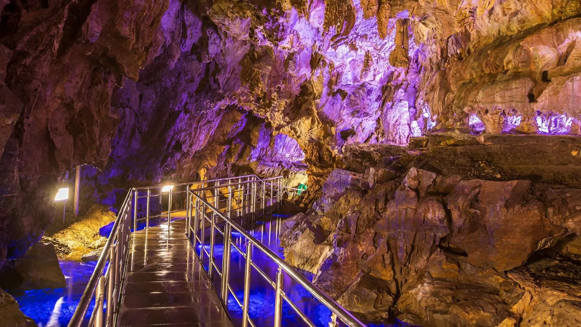 Nearby landmark in THE MACHIYA HOTEL TAKAYAMA