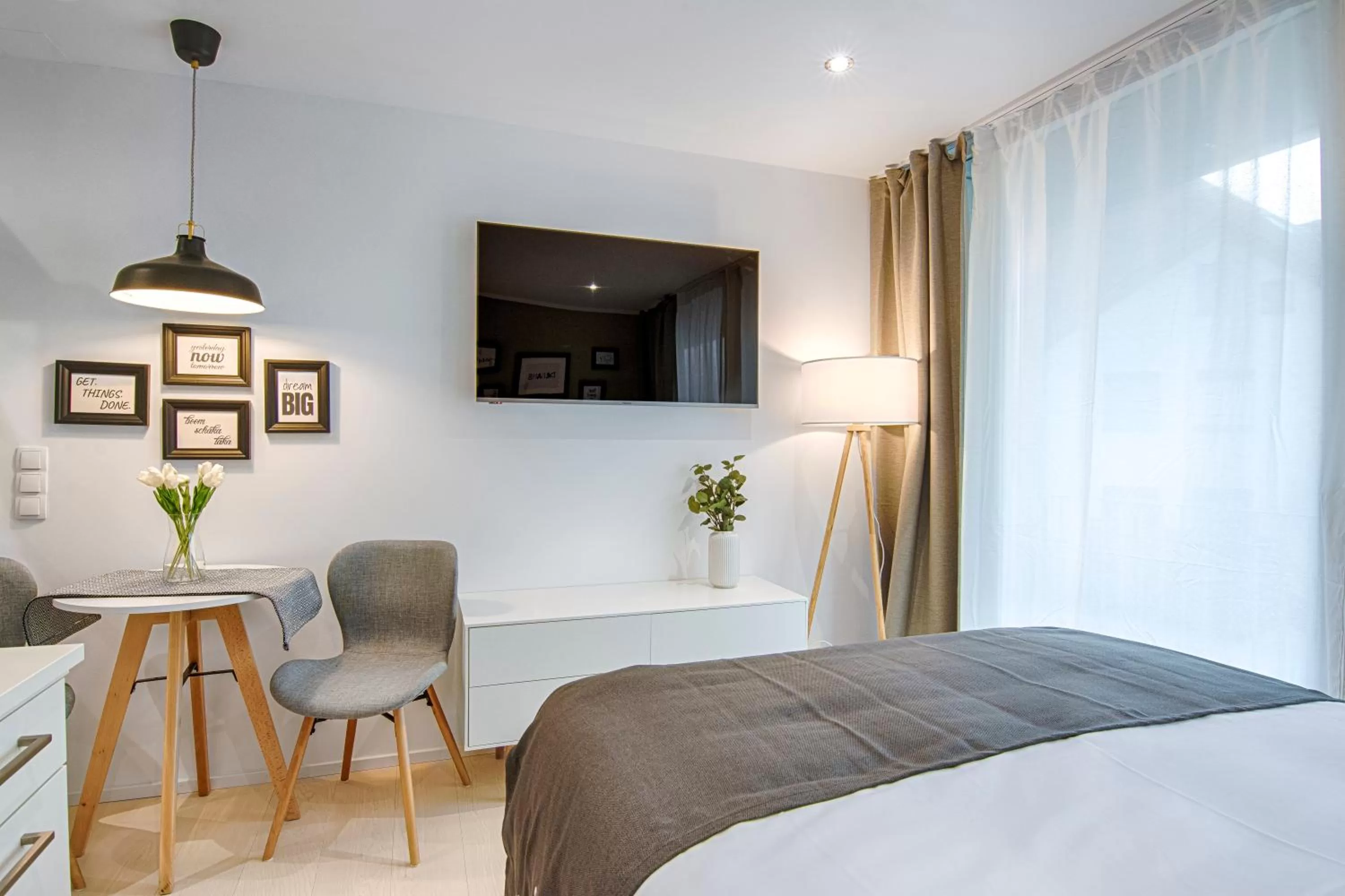 TV and multimedia, Bed in Business Hotel Maier