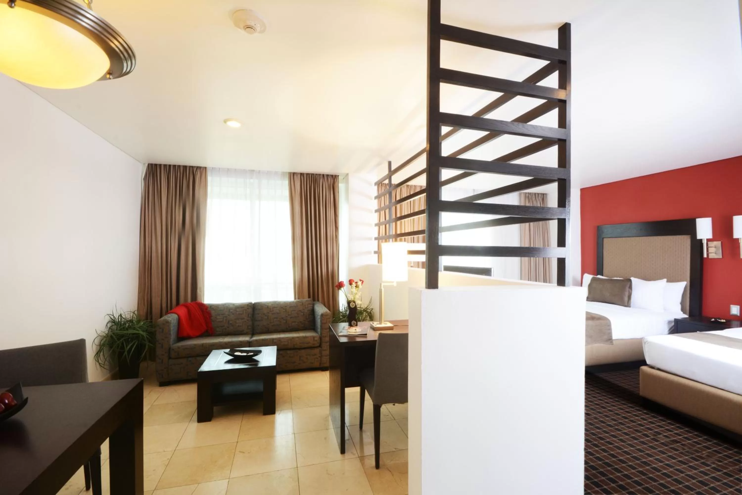 Day, Bed in Hotel & Suites PF