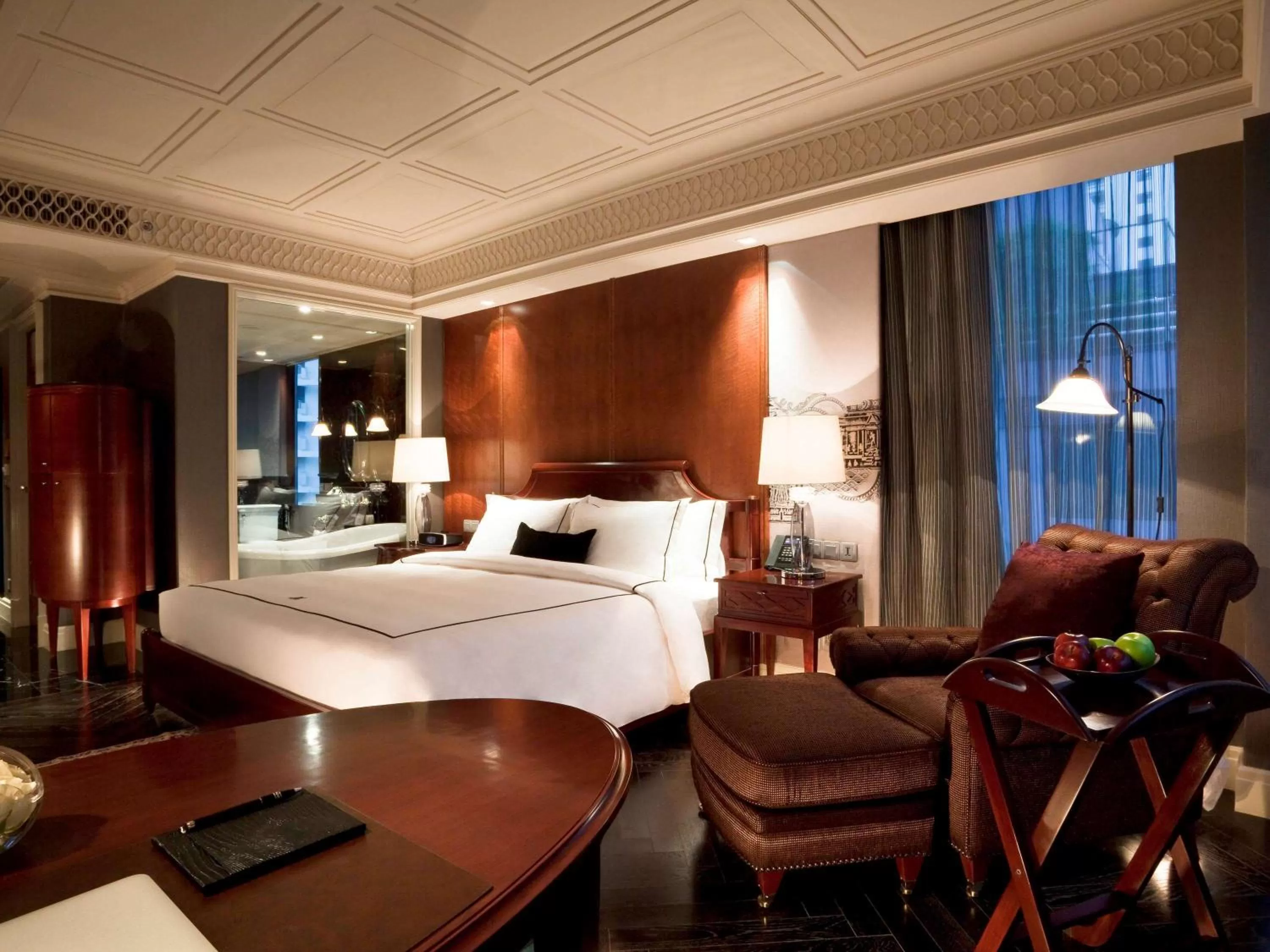 Photo of the whole room in Hotel Muse Bangkok Langsuan - MGallery