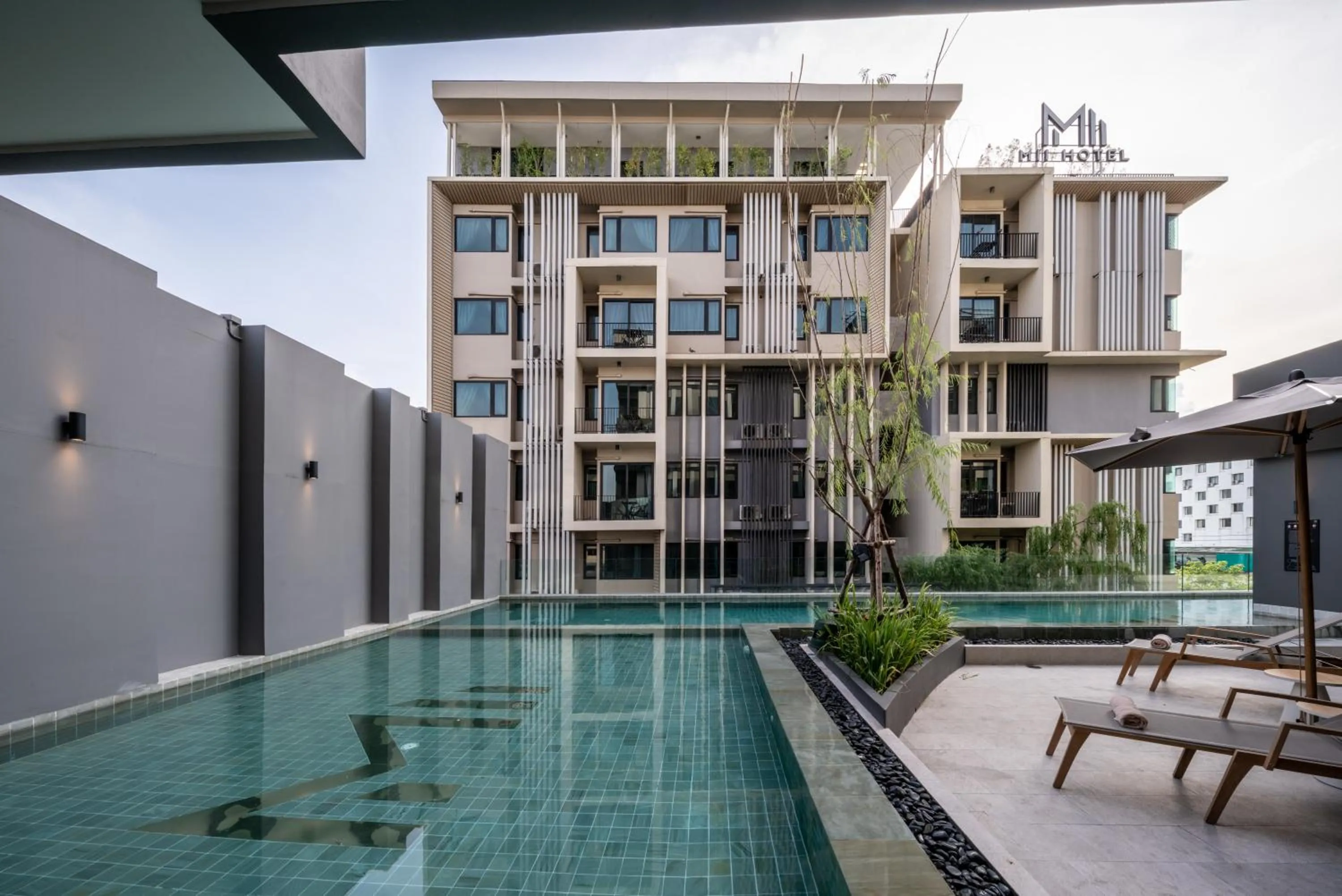 Property building in Mii Hotel Srinakarin