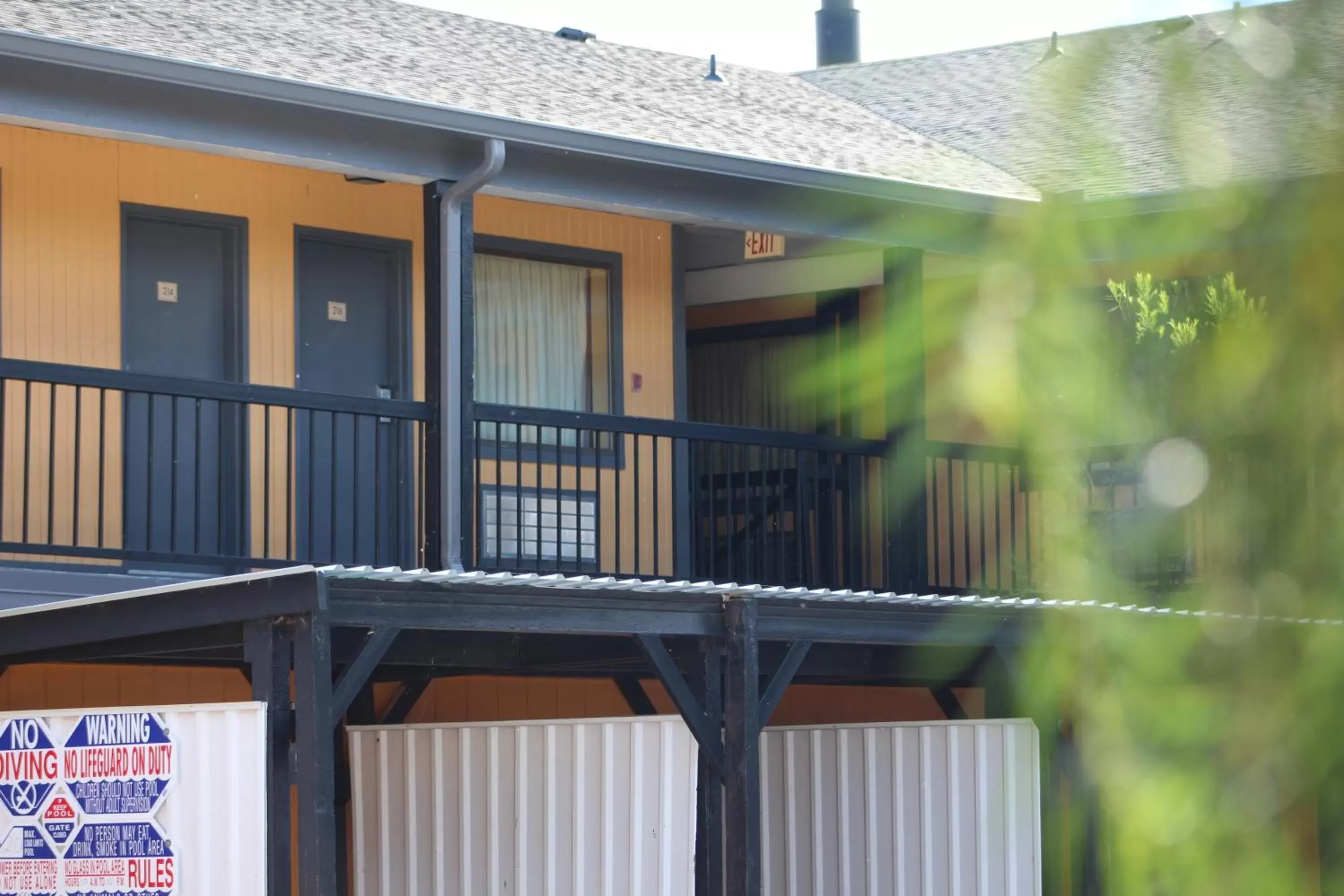 Pool view, Property Building in The Executive Inn & Suites