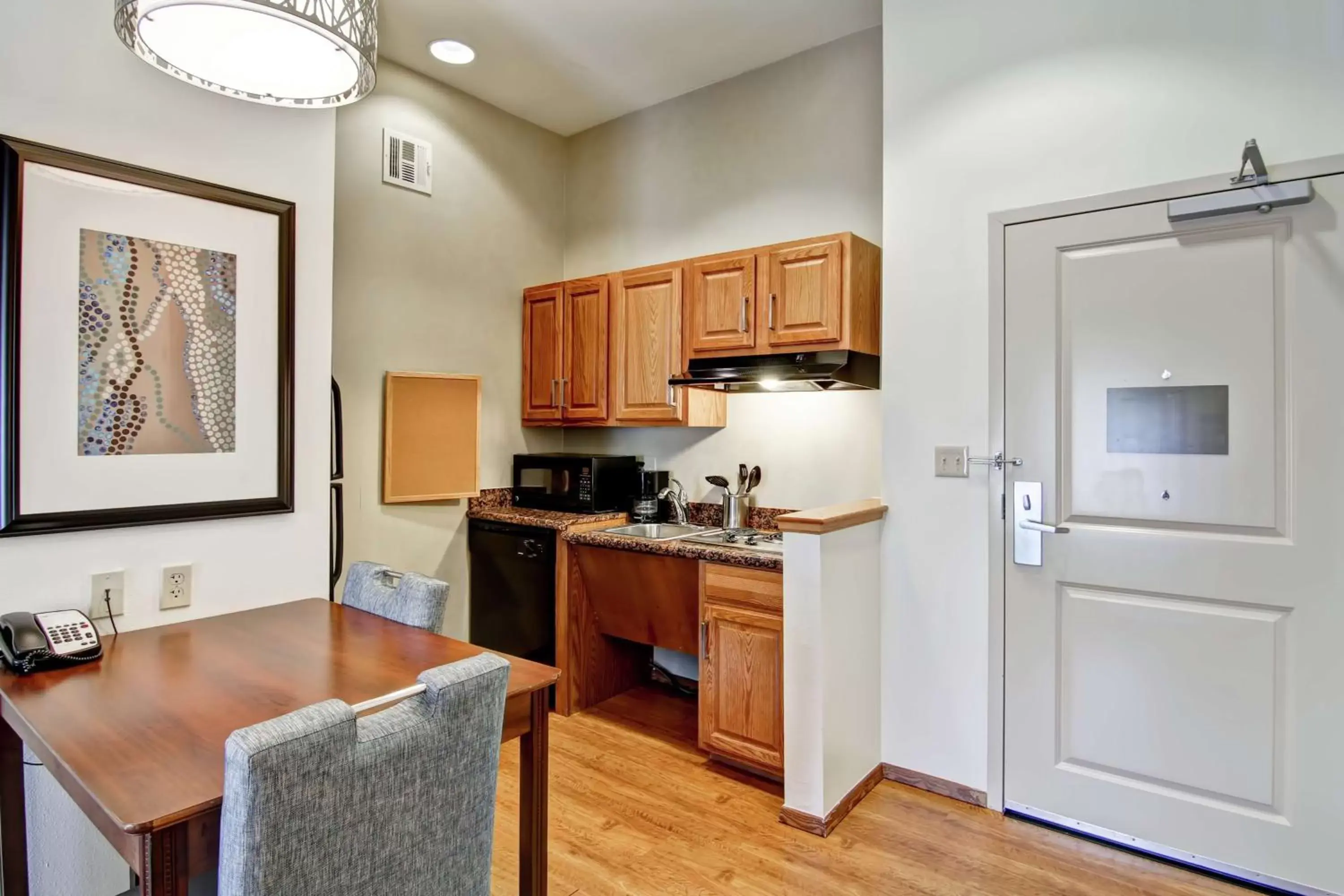 Kitchen or kitchenette, Kitchen/Kitchenette in Homewood Suites by Hilton Oklahoma City-West