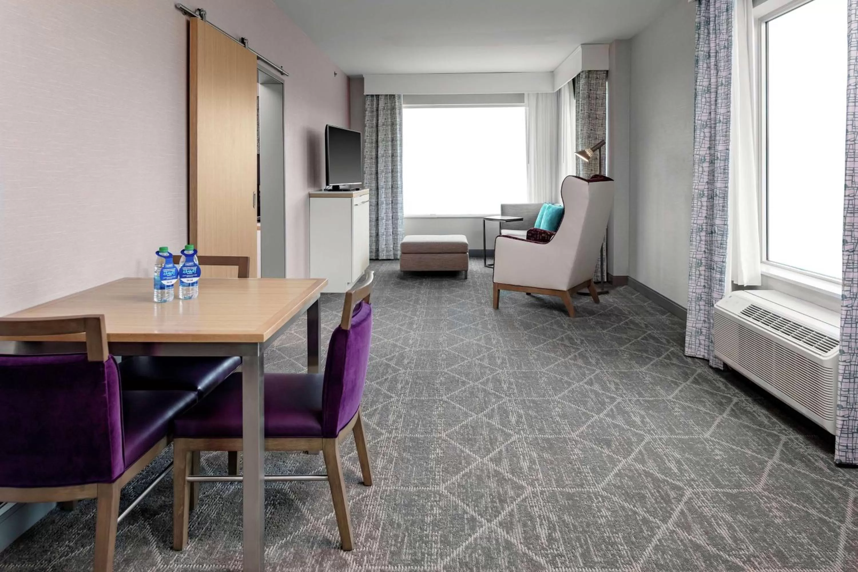 Bedroom in Hilton Garden Inn Colorado Springs Downtown, Co