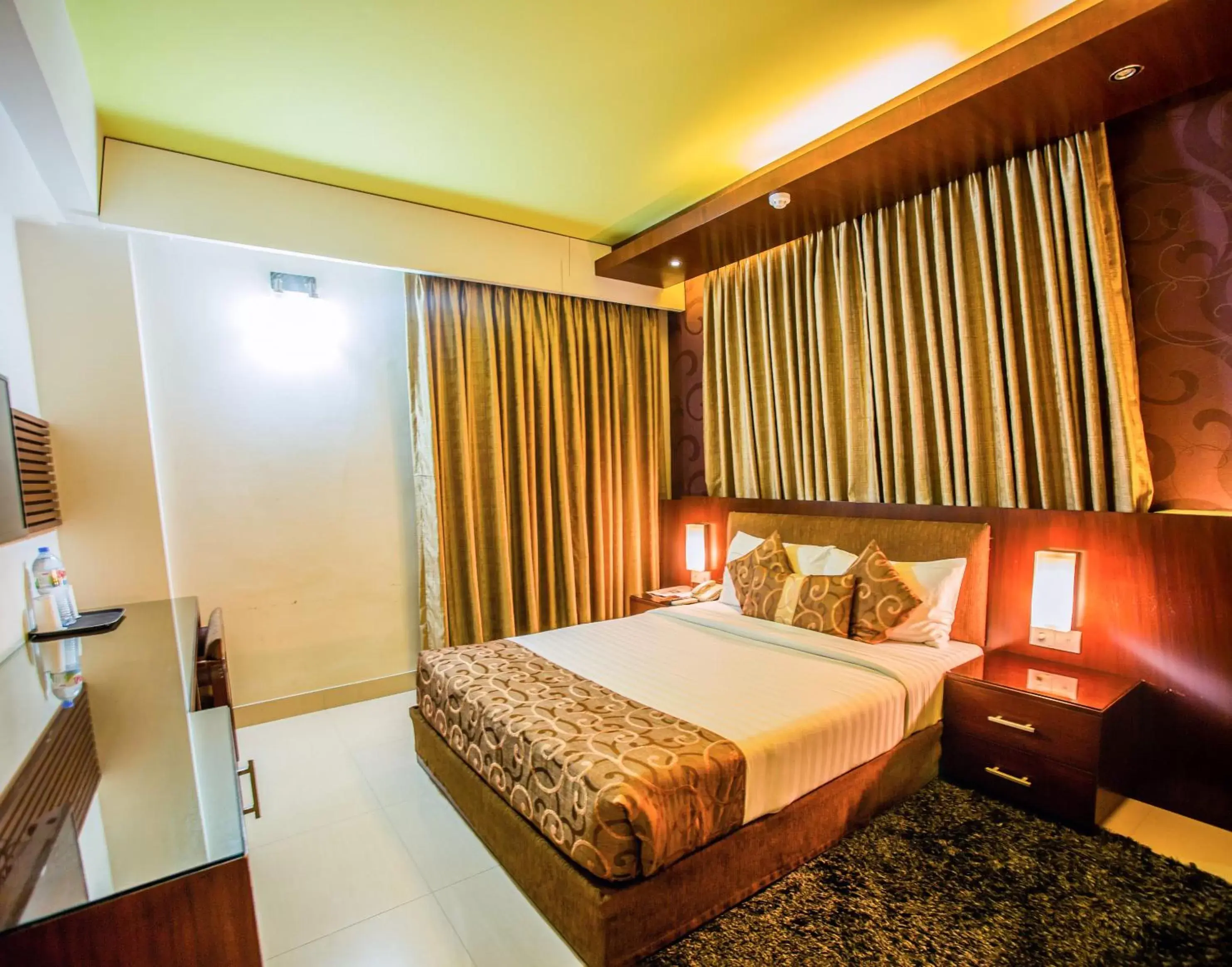 Photo of the whole room, Bed in Hotel La Villa Western by Sea Pearl Beach Resort & Spa