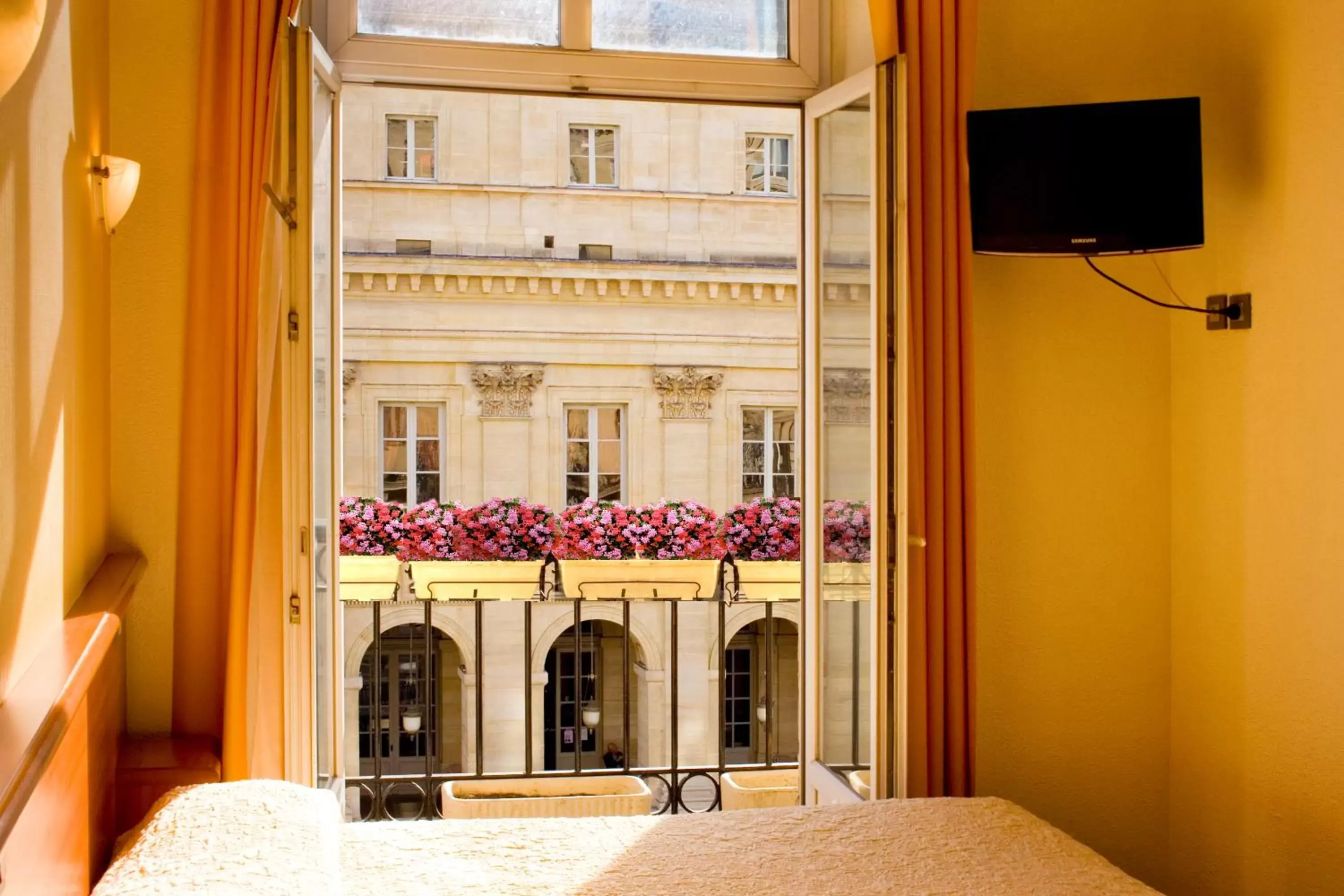 Standard Double Room in Hotel de L'Opéra