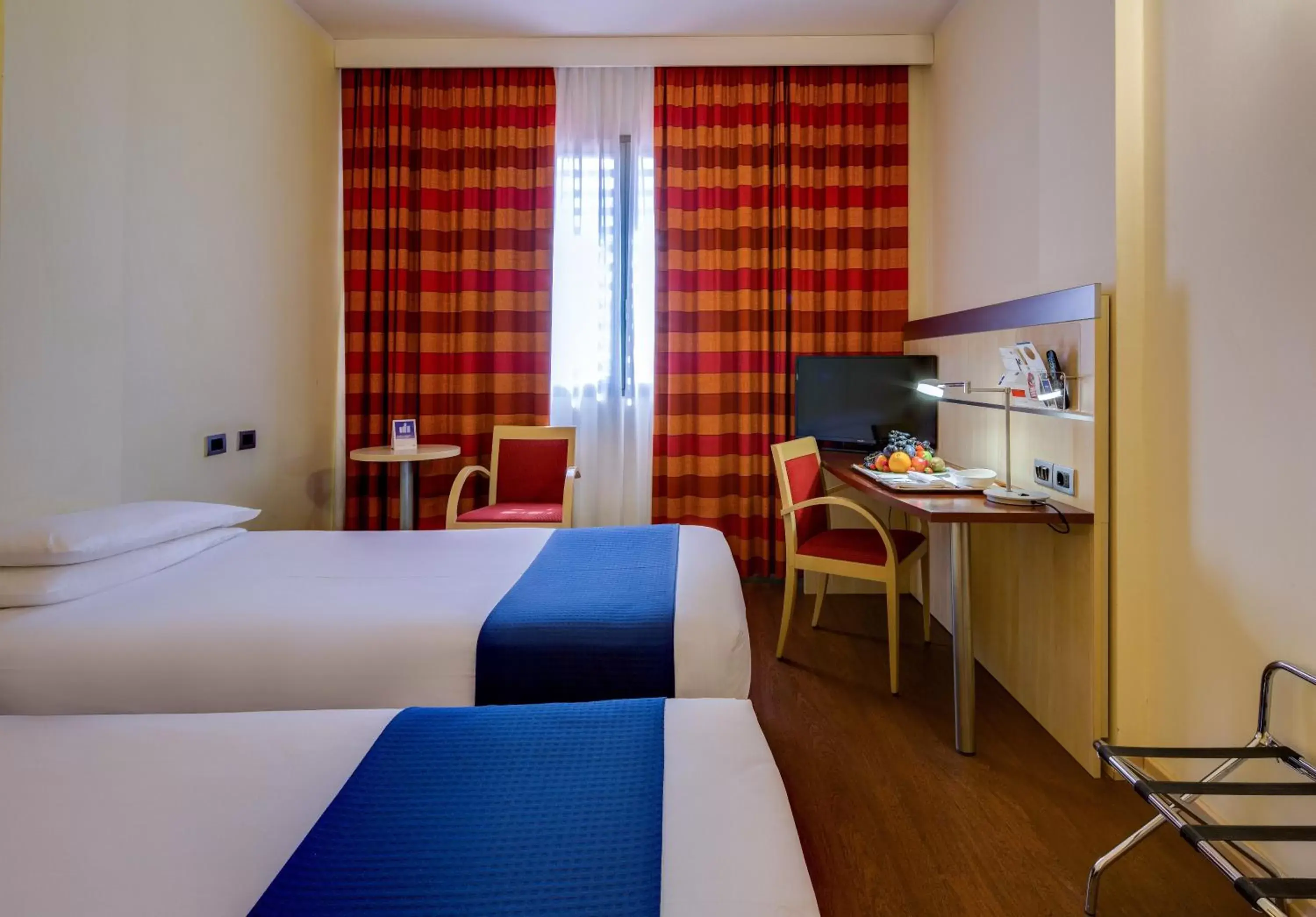 Twin Room in Holiday Inn Express Parma, an IHG Hotel