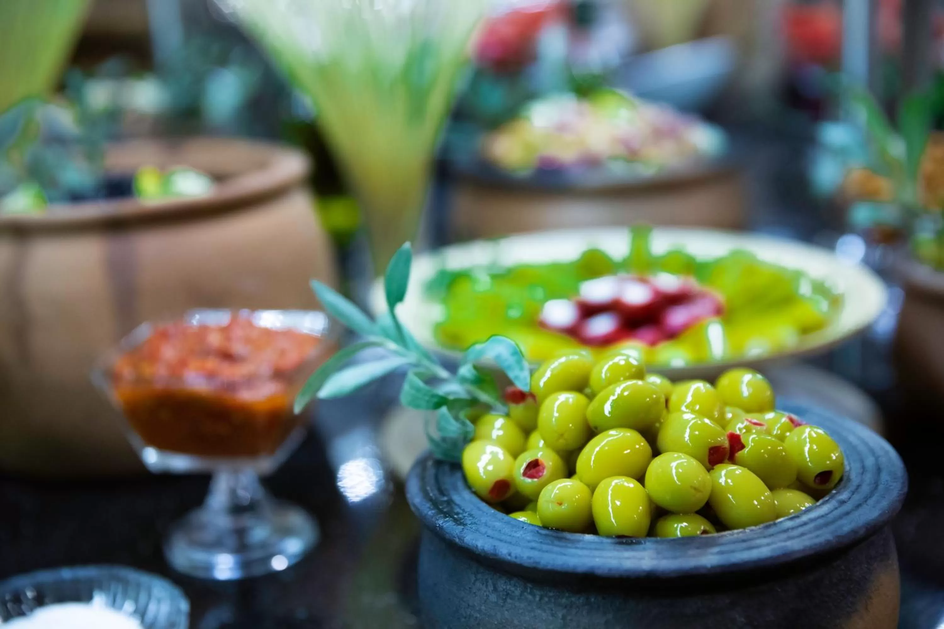 Food and drinks in Ramada Encore by Wyndham Gebze