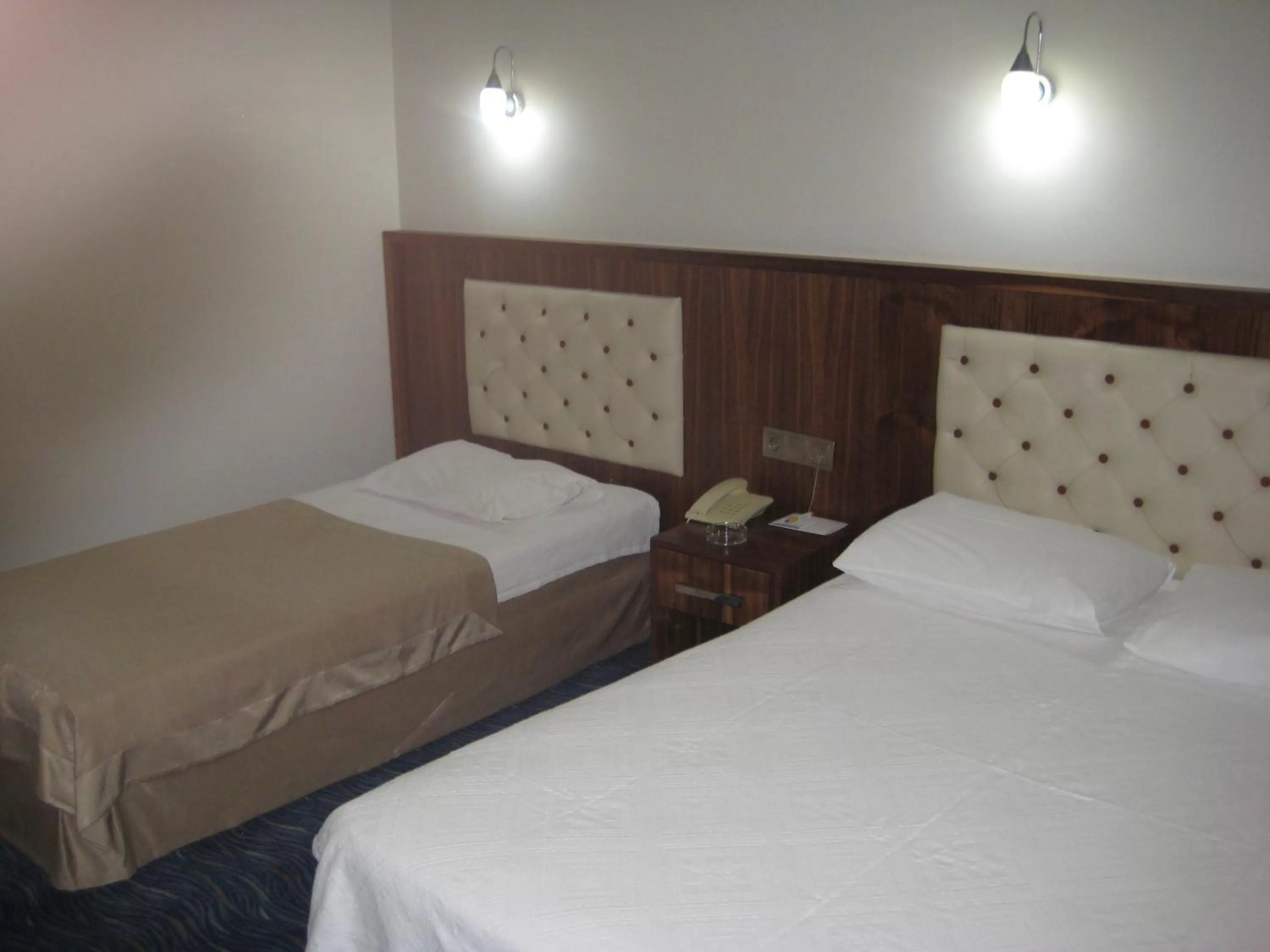 Bedroom, Bed in Miroglu Hotel