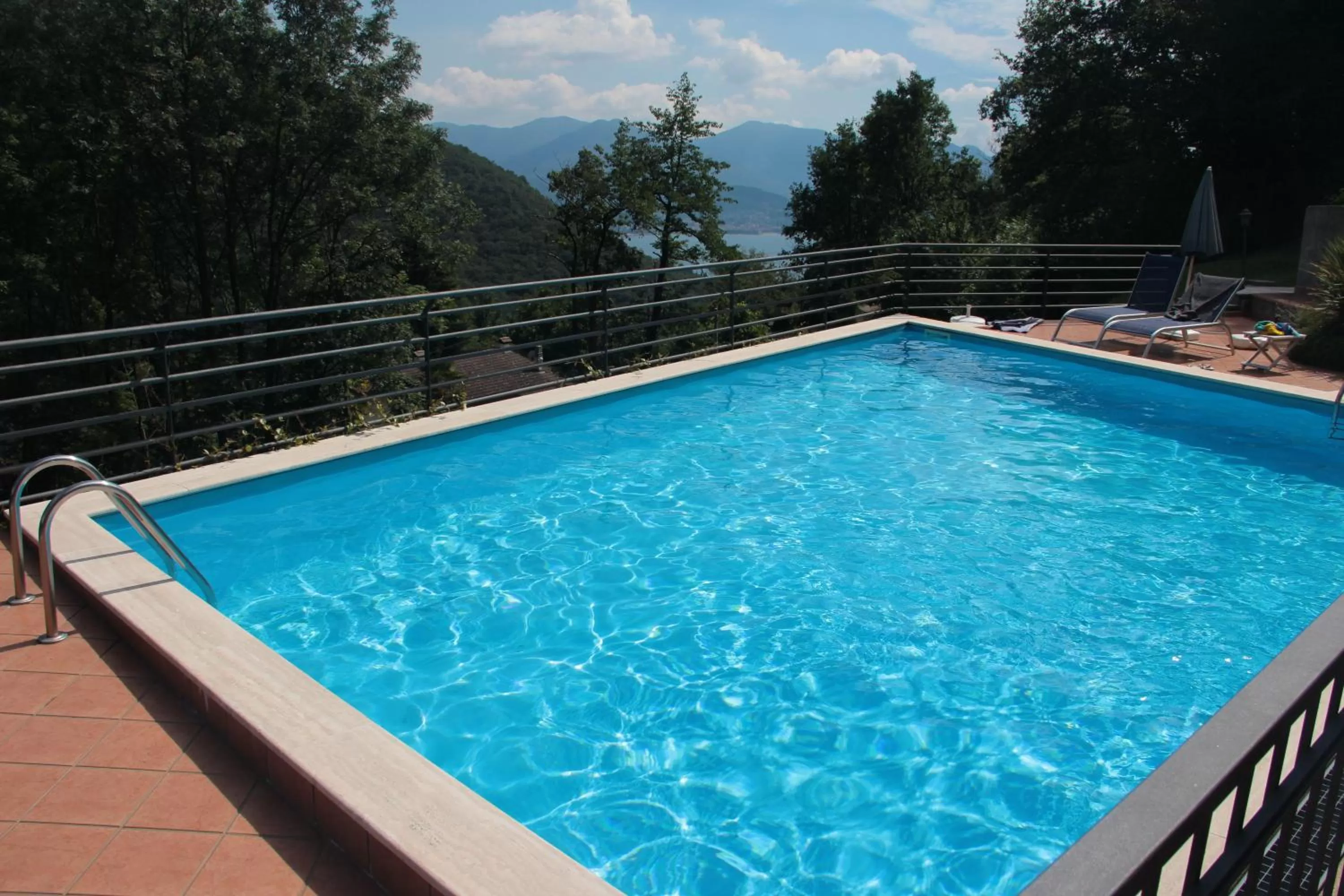 Swimming pool in Residenza Ai Ronchi 1 2 6