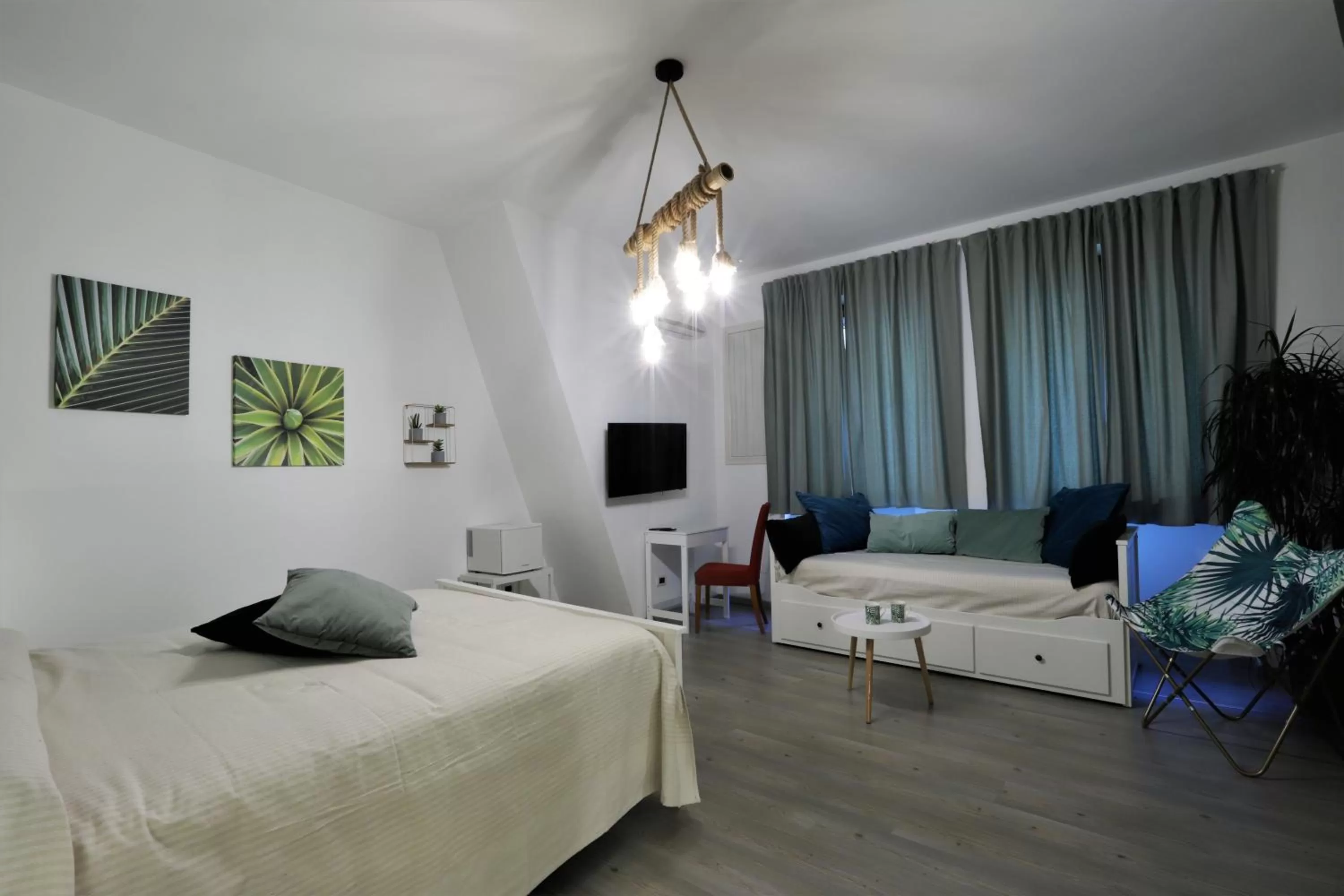 Bed in Napoli Vesuvio Apartments by Dimorra