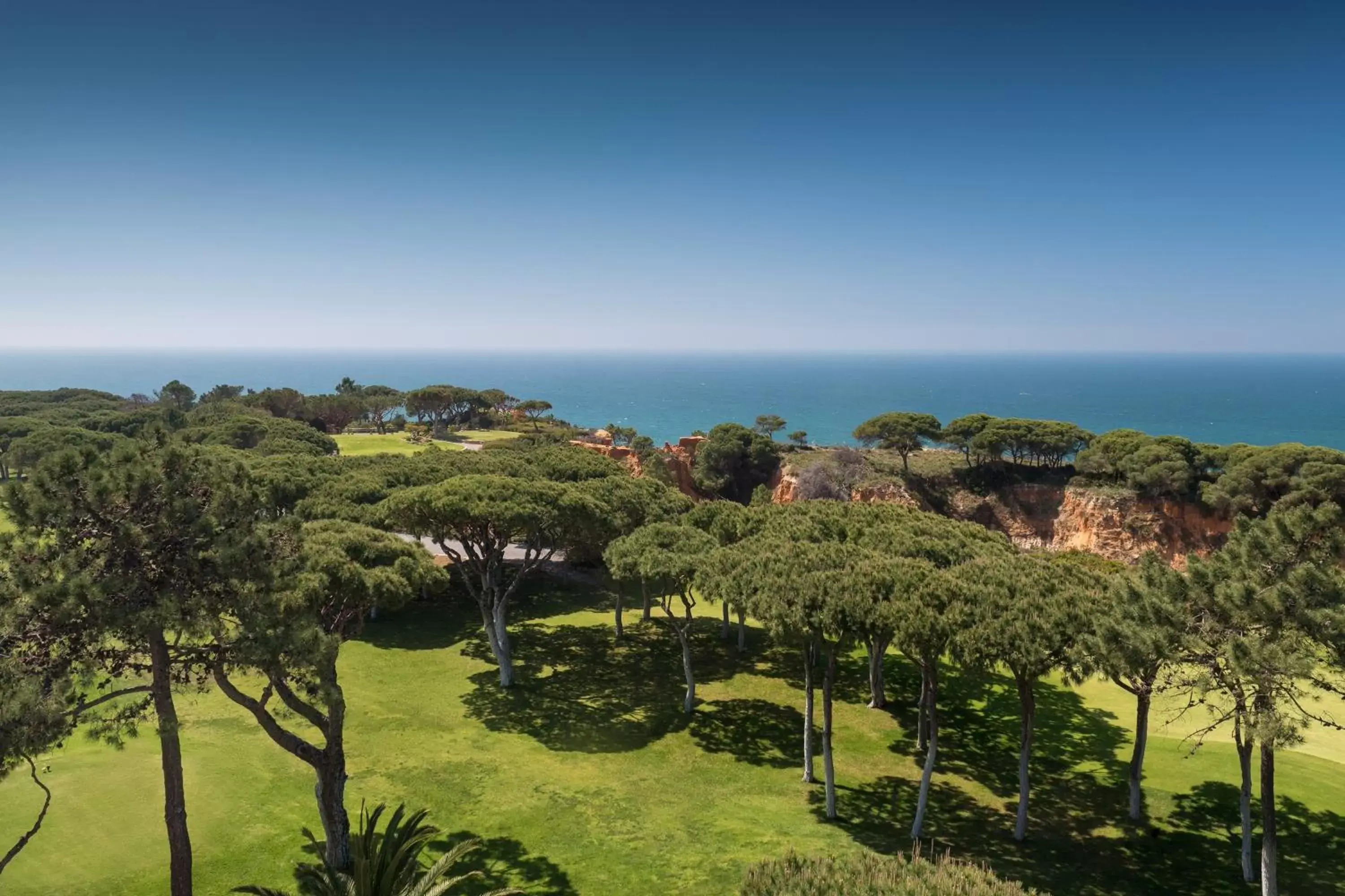 Golfcourse in Pine Cliffs Ocean Suites, a Luxury Collection Resort & Spa, Algarve