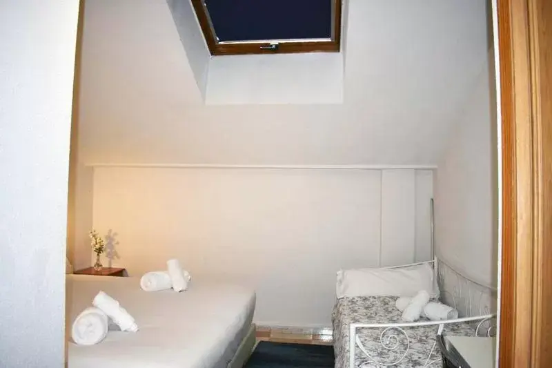 Bed in Hotel El Ancla