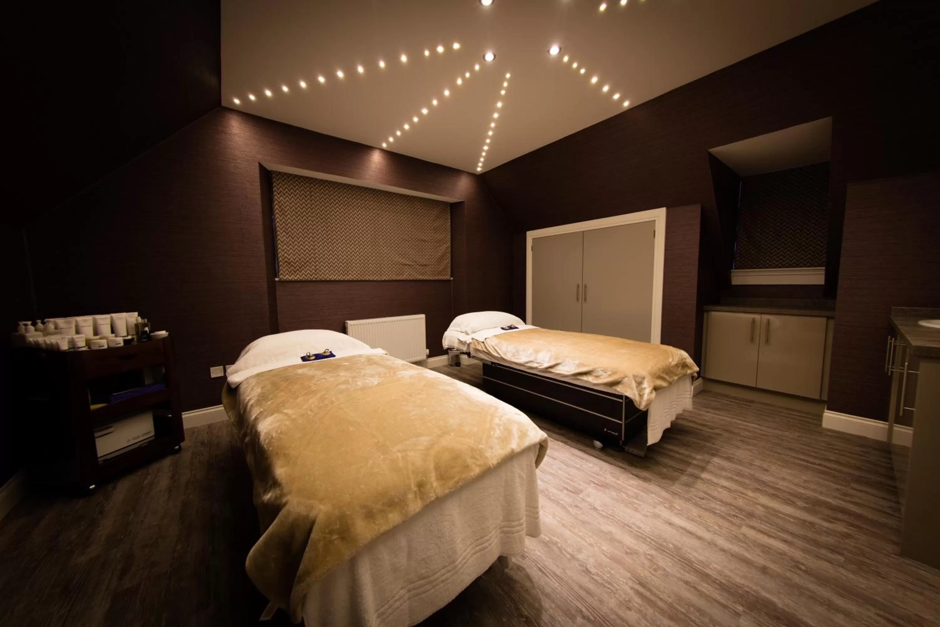 Massage, Bed in Inglewood House and Spa
