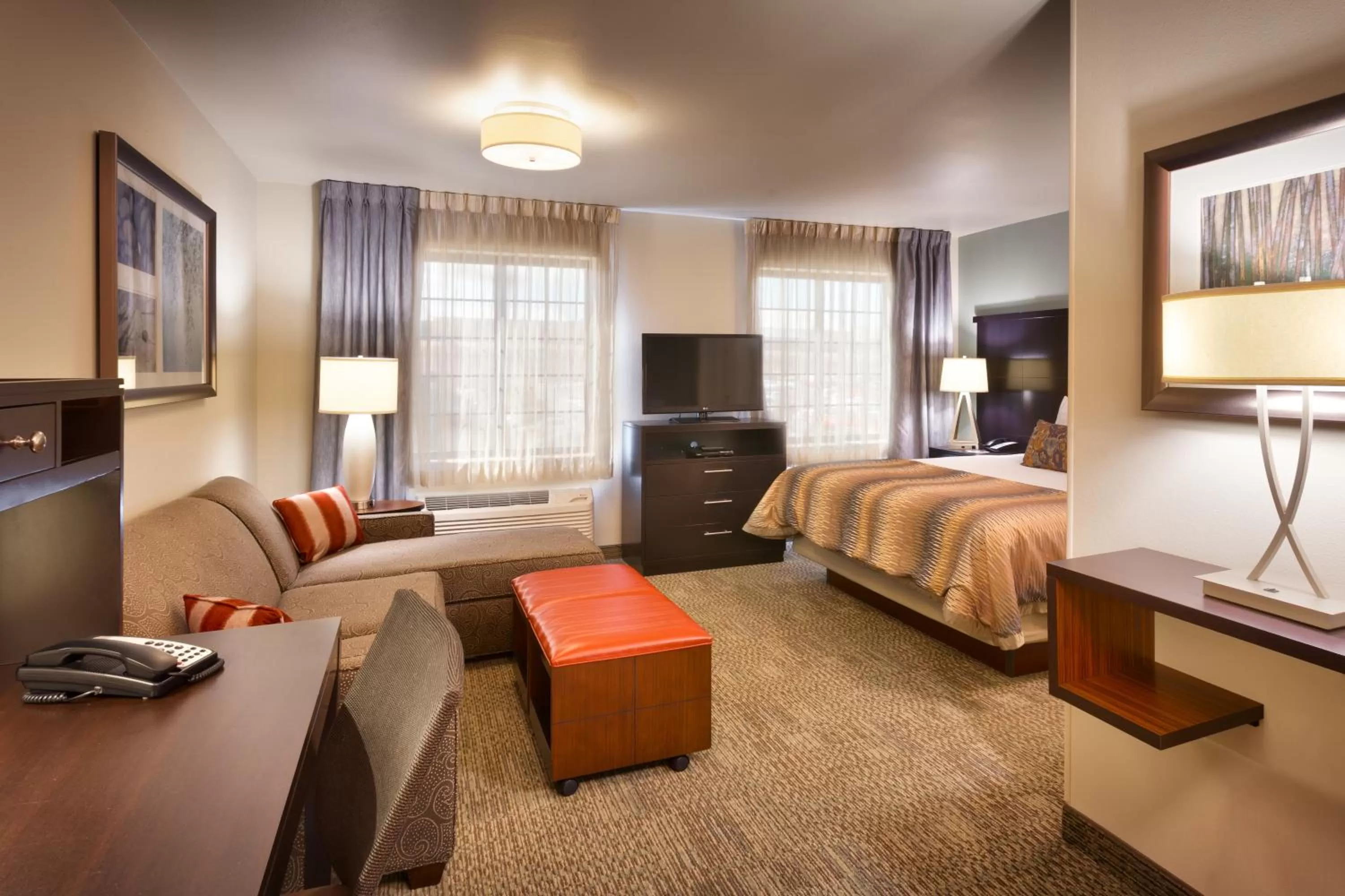 King Studio with Sofa Bed in Staybridge Suites Midvale, an IHG Hotel