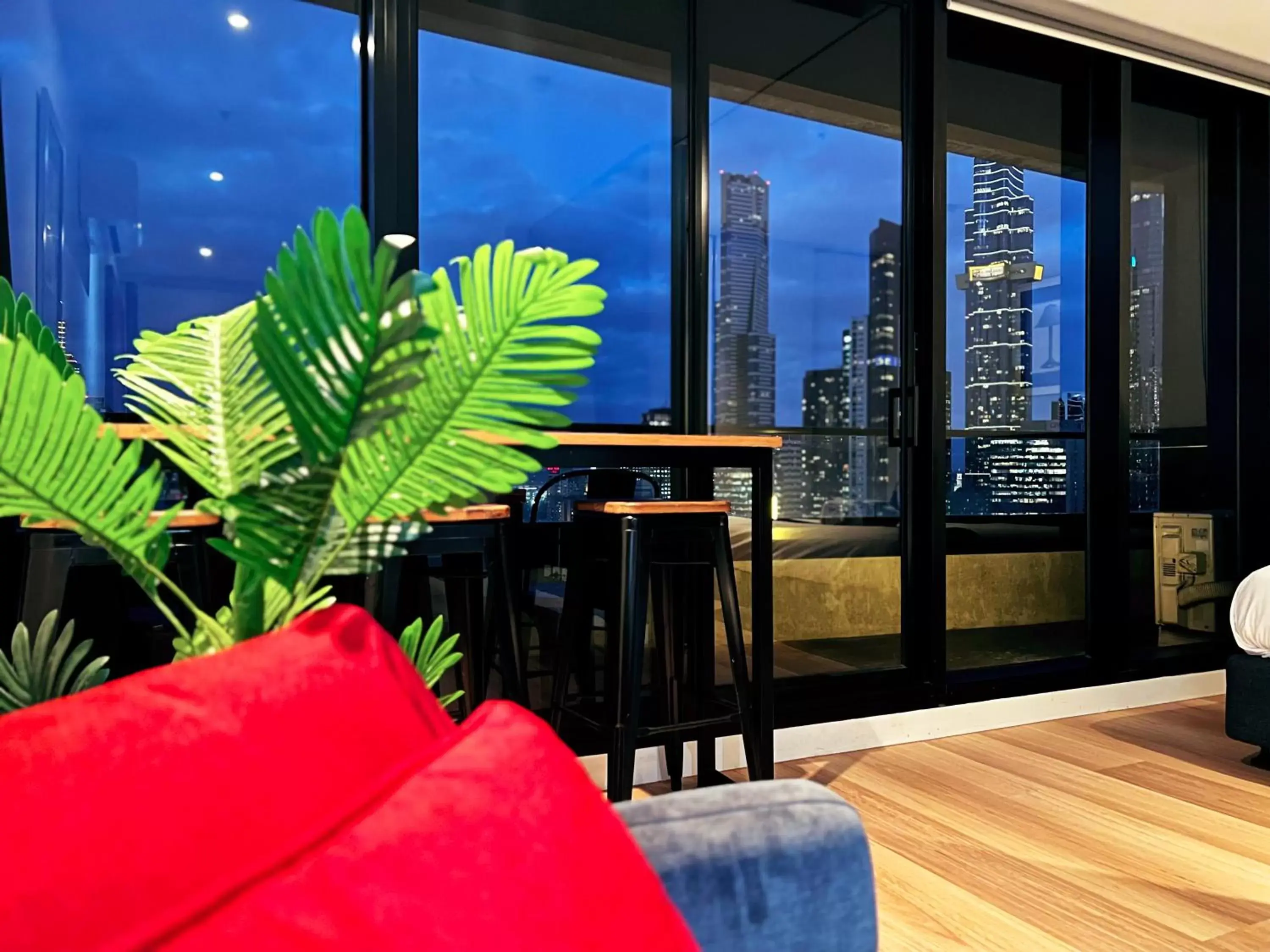 Aura on Flinders Serviced Apartments