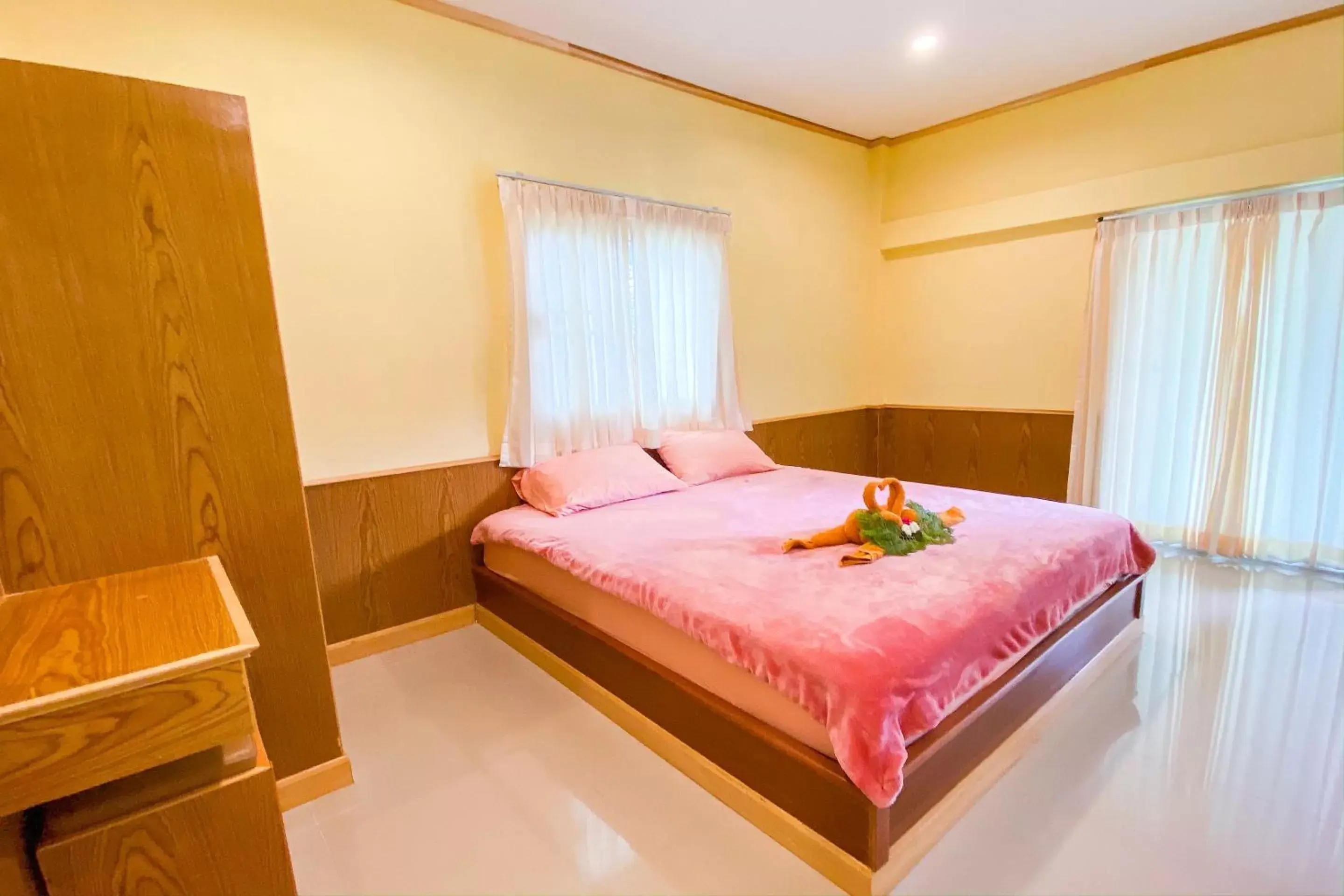 Bed in Koh Kood Far East Resort Bed in Koh Kood Far East Resort