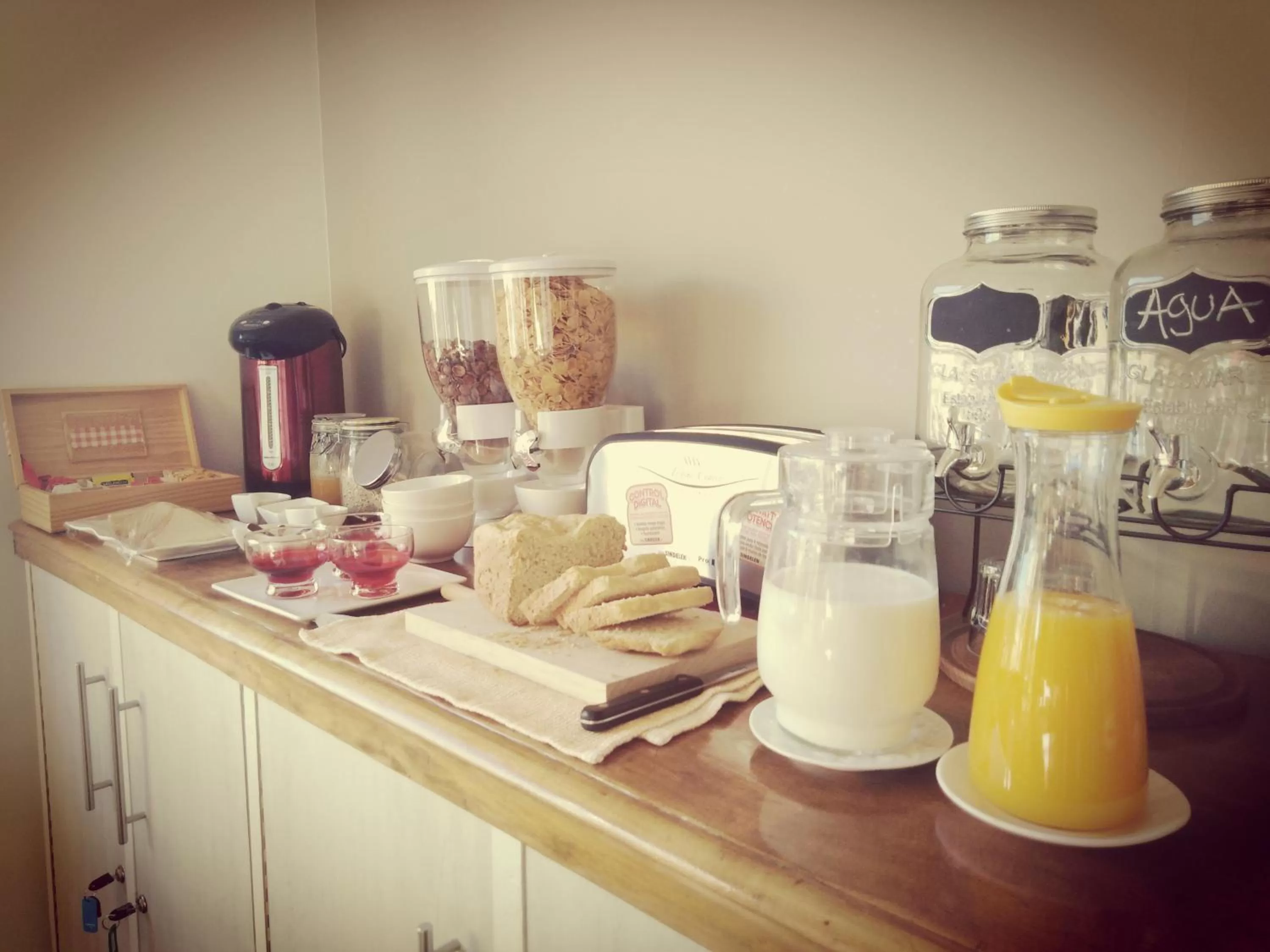 Breakfast in Hostal Buenavista Patagonia