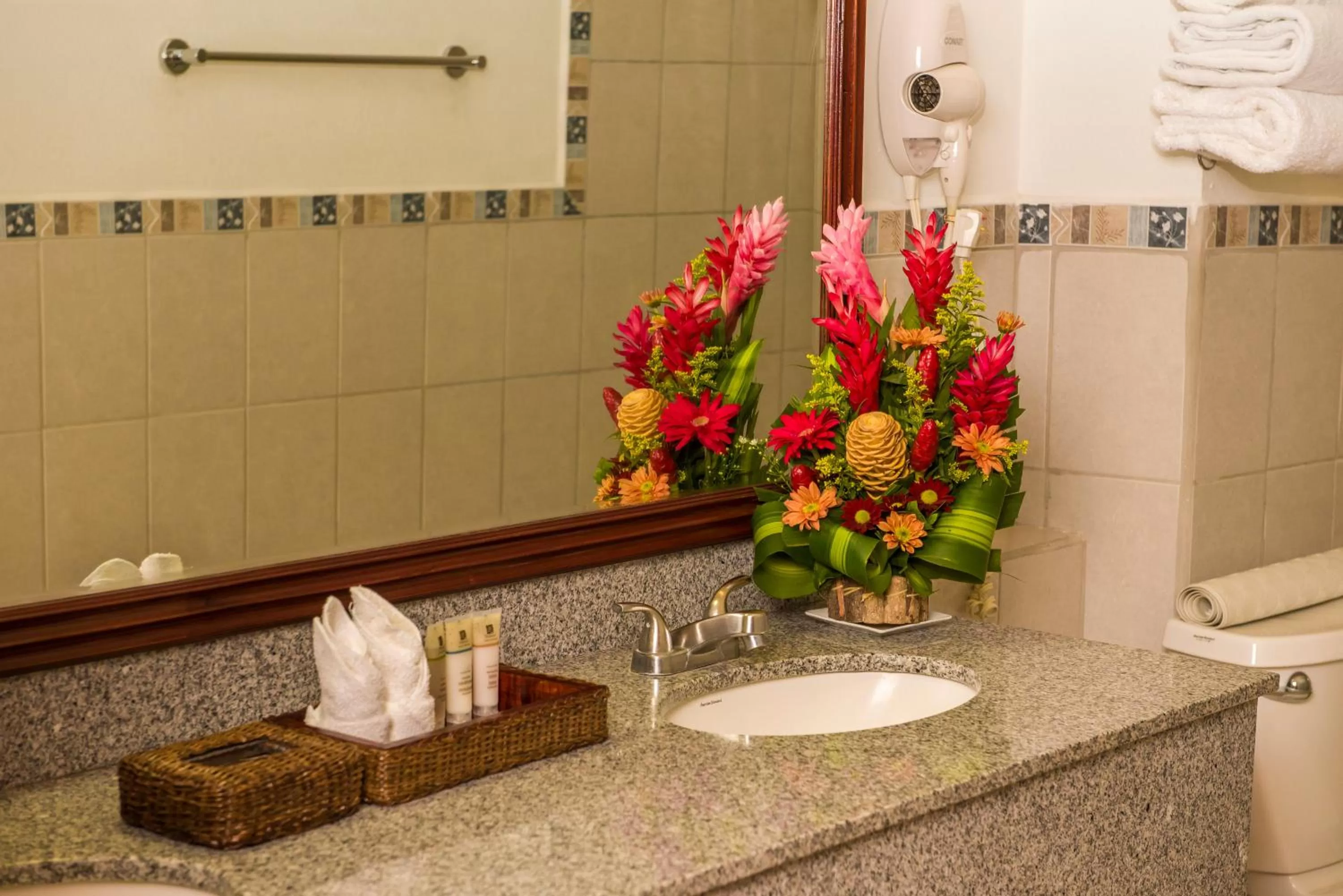 Bathroom in Hotel Real La Merced