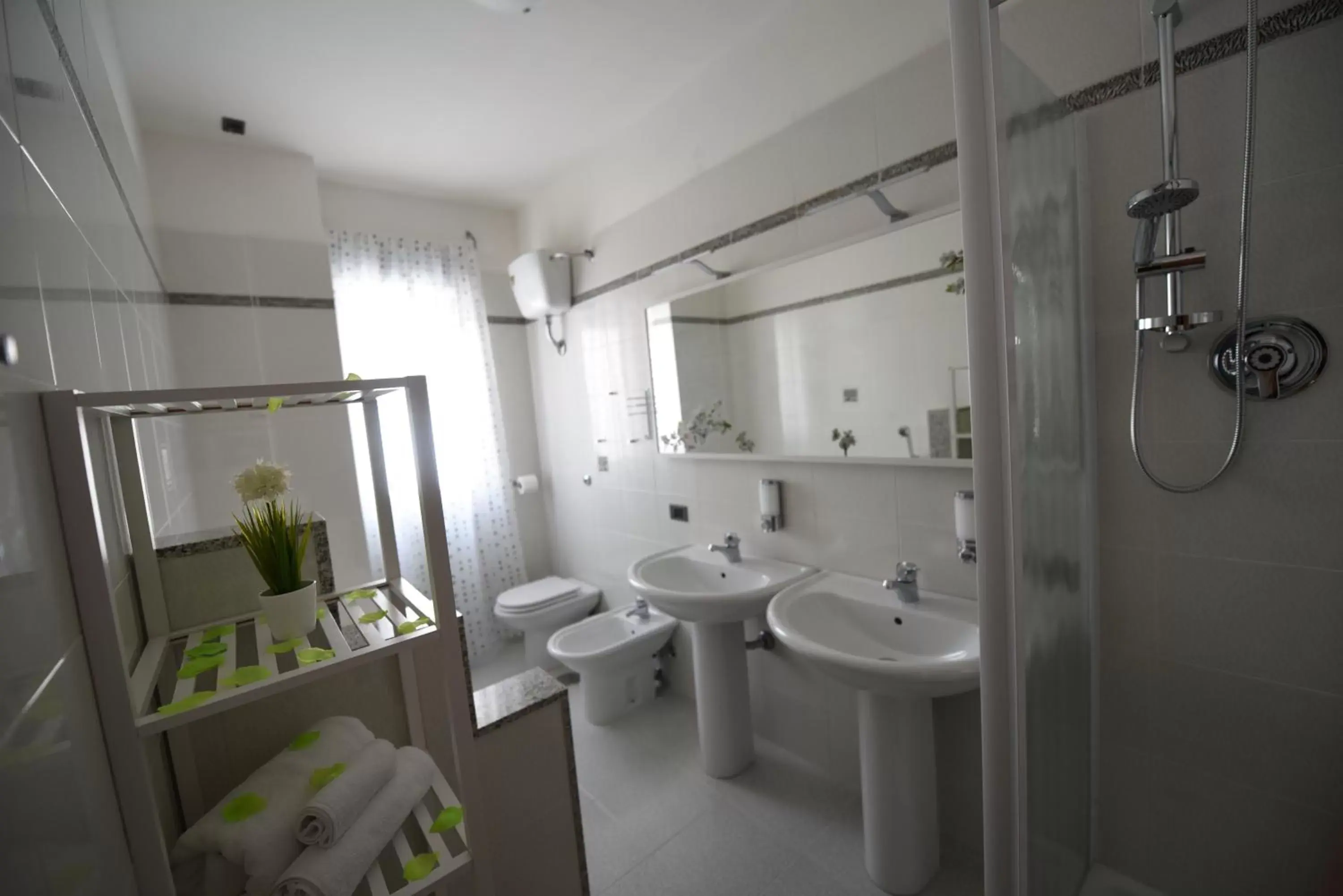 Shower, Bathroom in Eden Sassi Matera