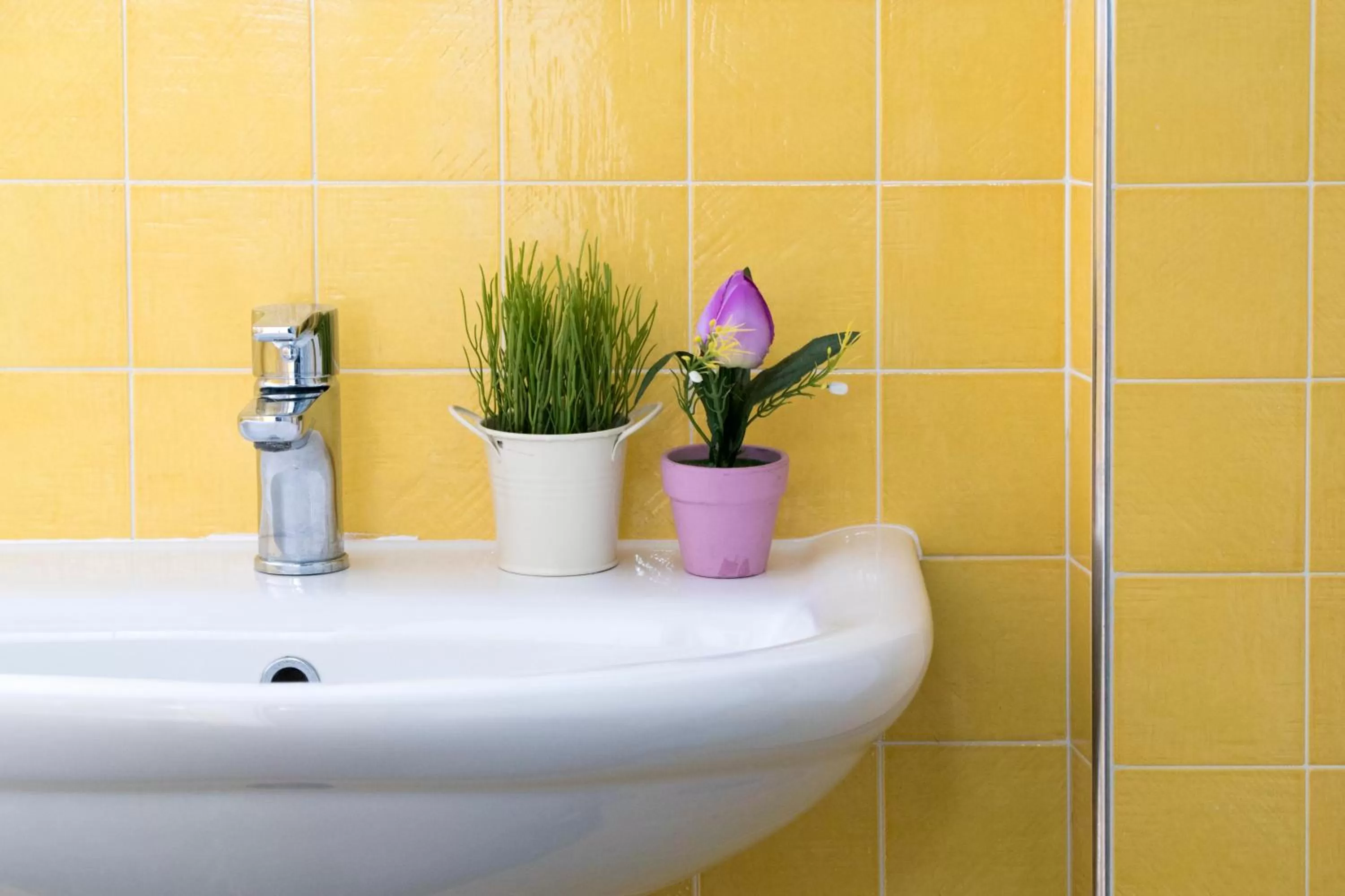 Bathroom in Affittacamere Sa Pardula