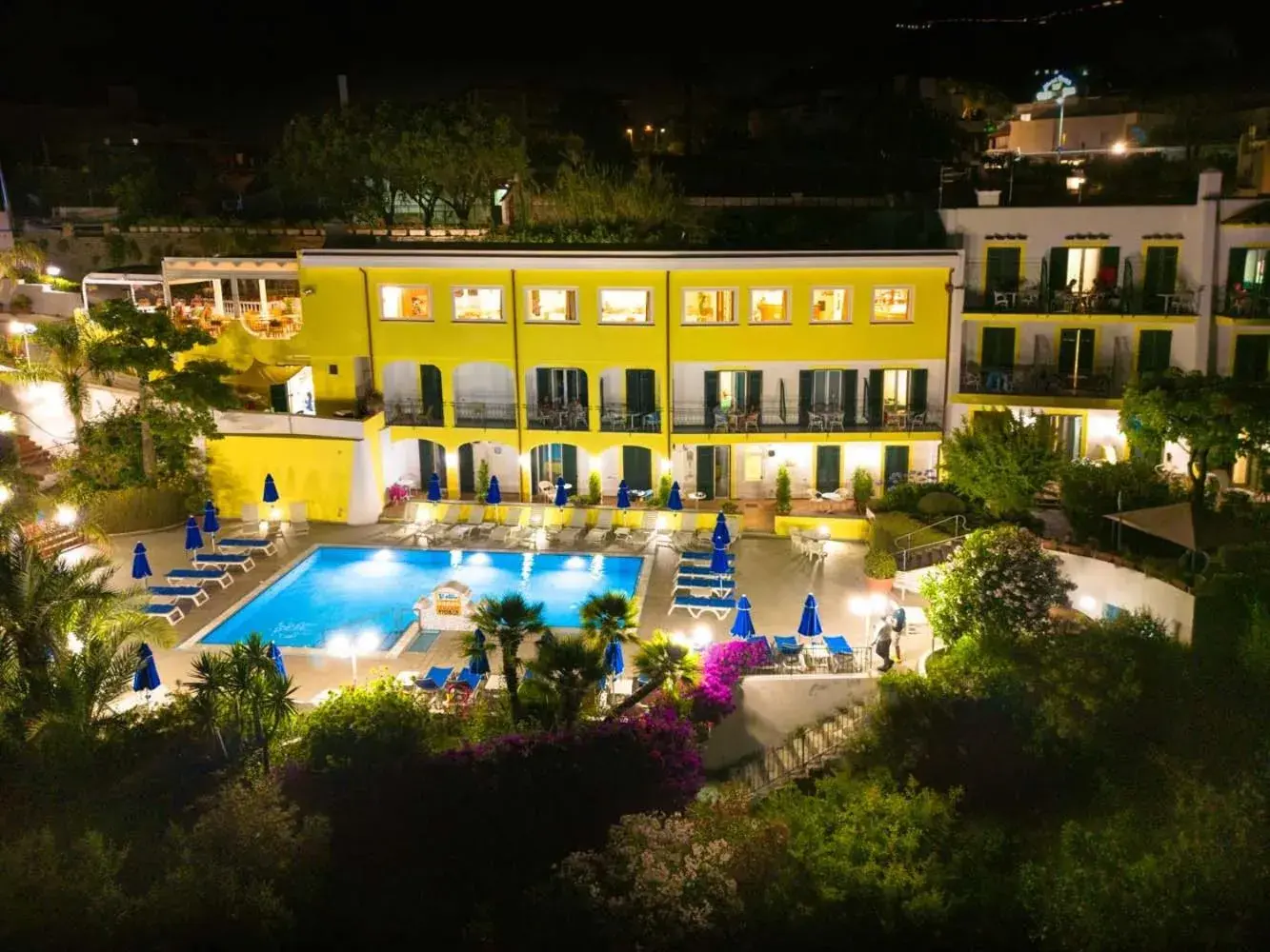 Property building, Pool View in Hotel Capizzo