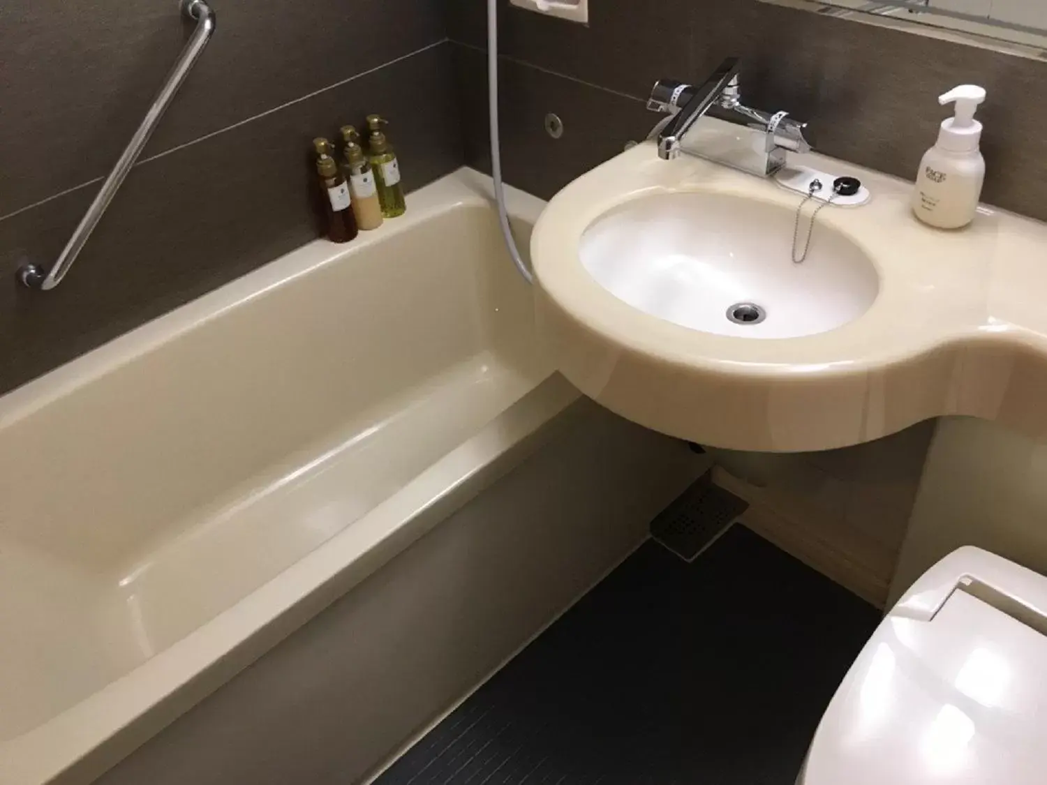 Bathroom in Ark Hotel Royal Fukuoka Tenjin -ROUTE INN HOTELS-