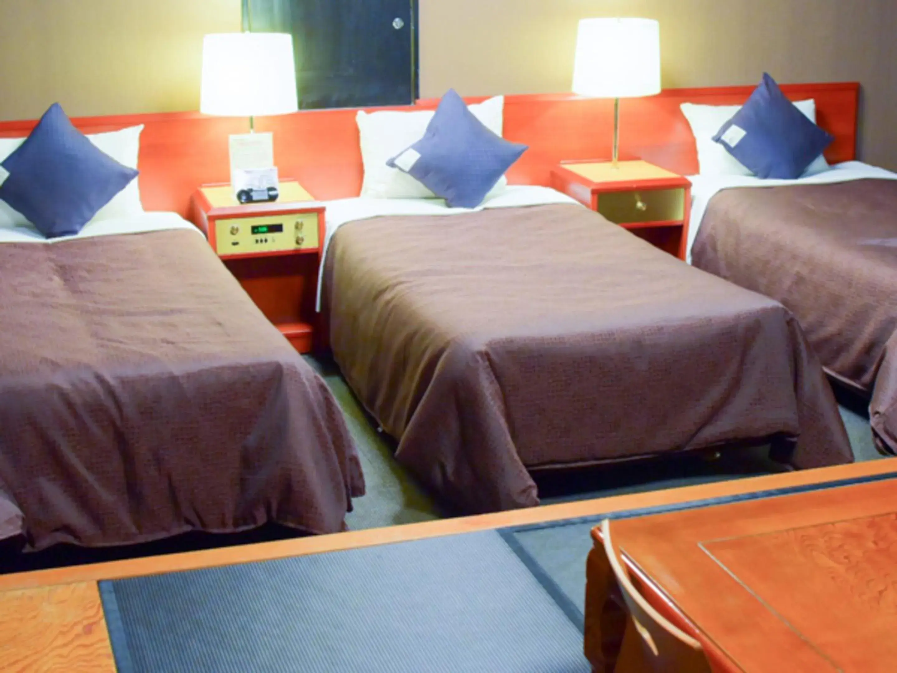 Bed in HOTEL LiVEMAX BUDGET Yokohama Tsurumi