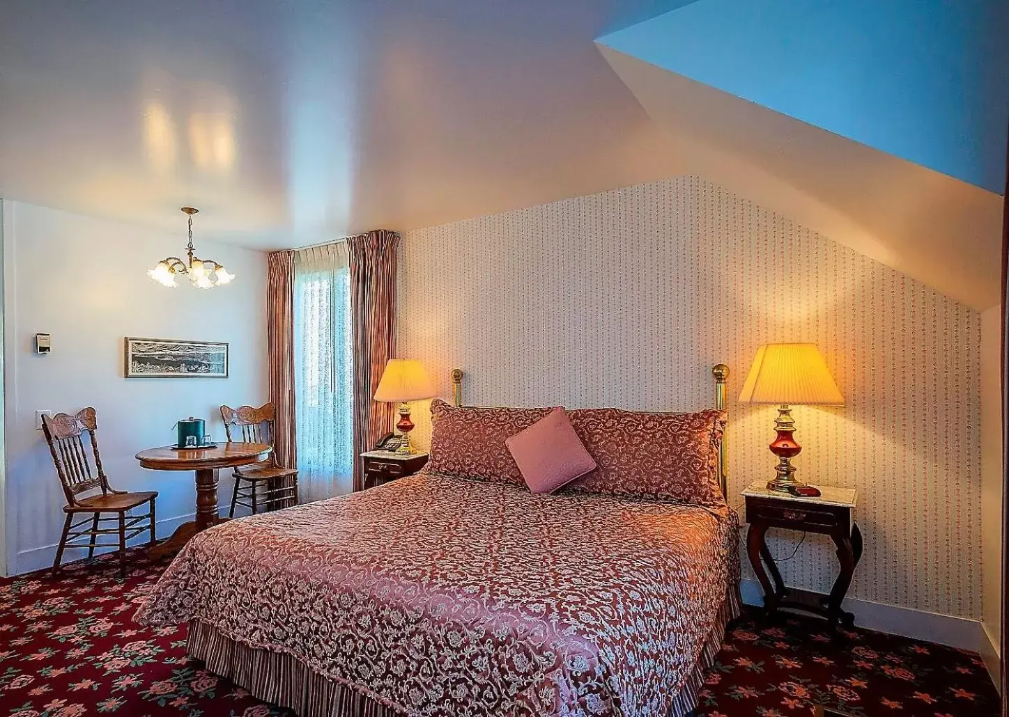 Deluxe Room in Hill House Inn Deluxe Room in Hill House Inn