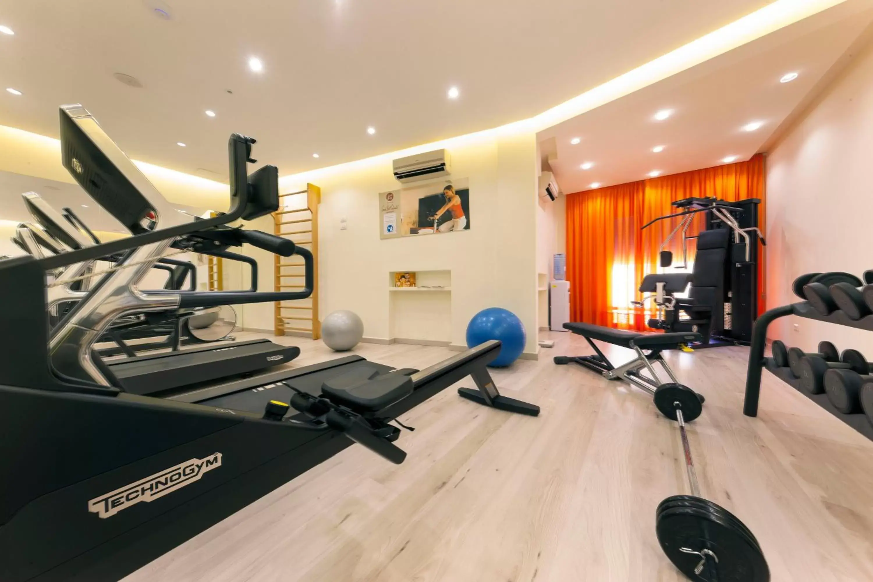 Fitness centre/facilities, Fitness Center/Facilities in Hotel Continental