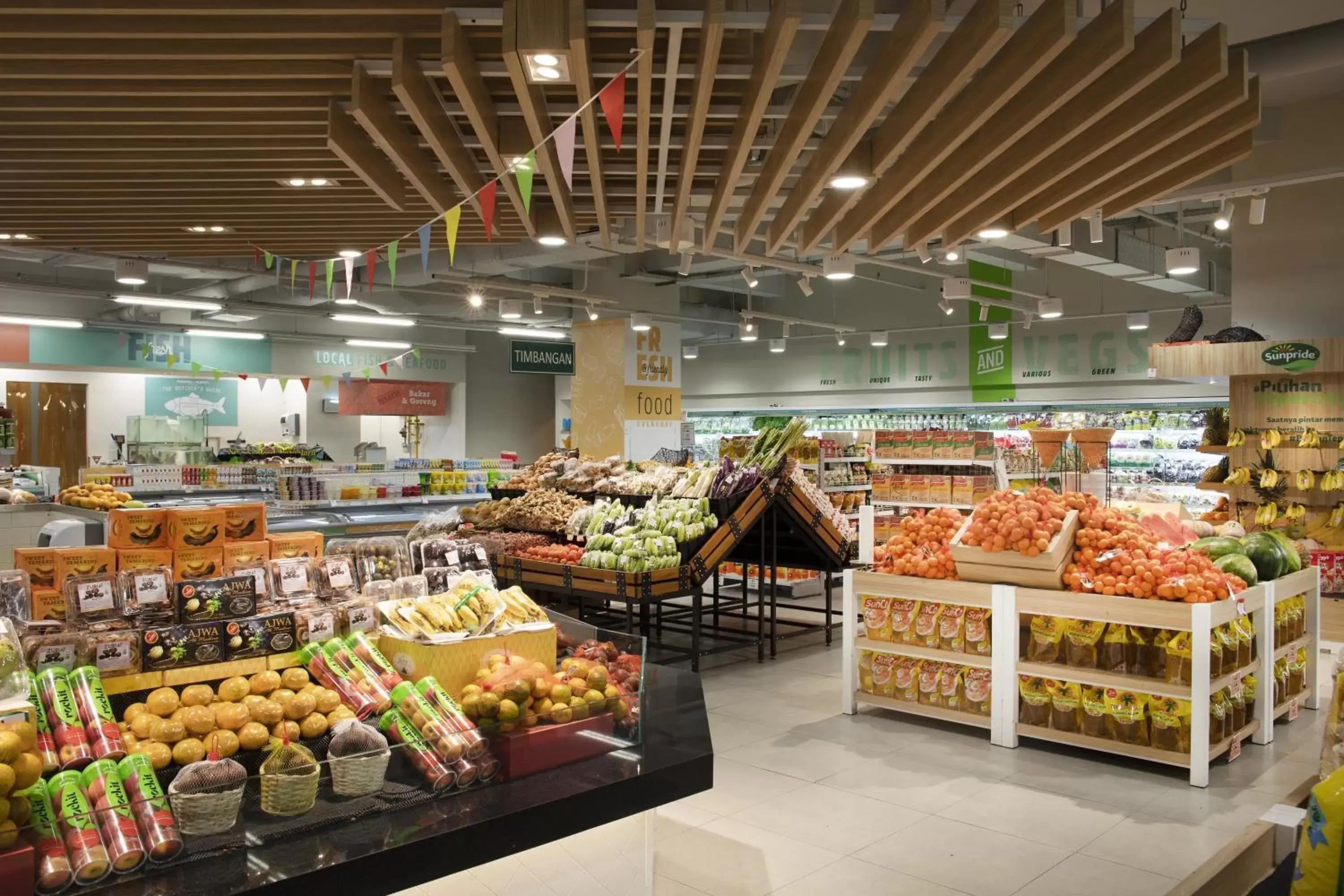 Supermarket/grocery shop, Supermarket/Shops in Hotel Ciputra Jakarta managed by Swiss-Belhotel International