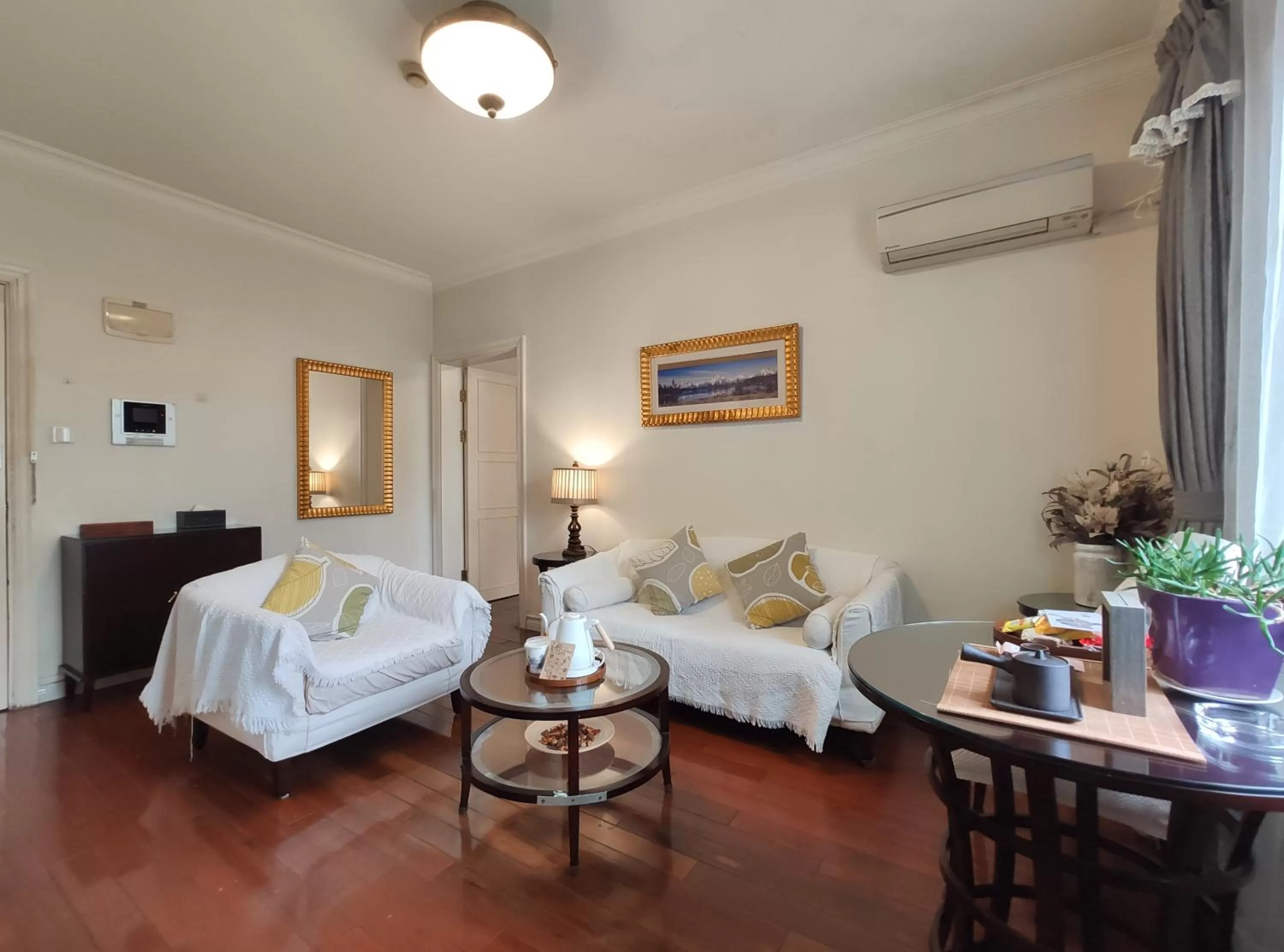 Bed in Ladoll Service Apartments