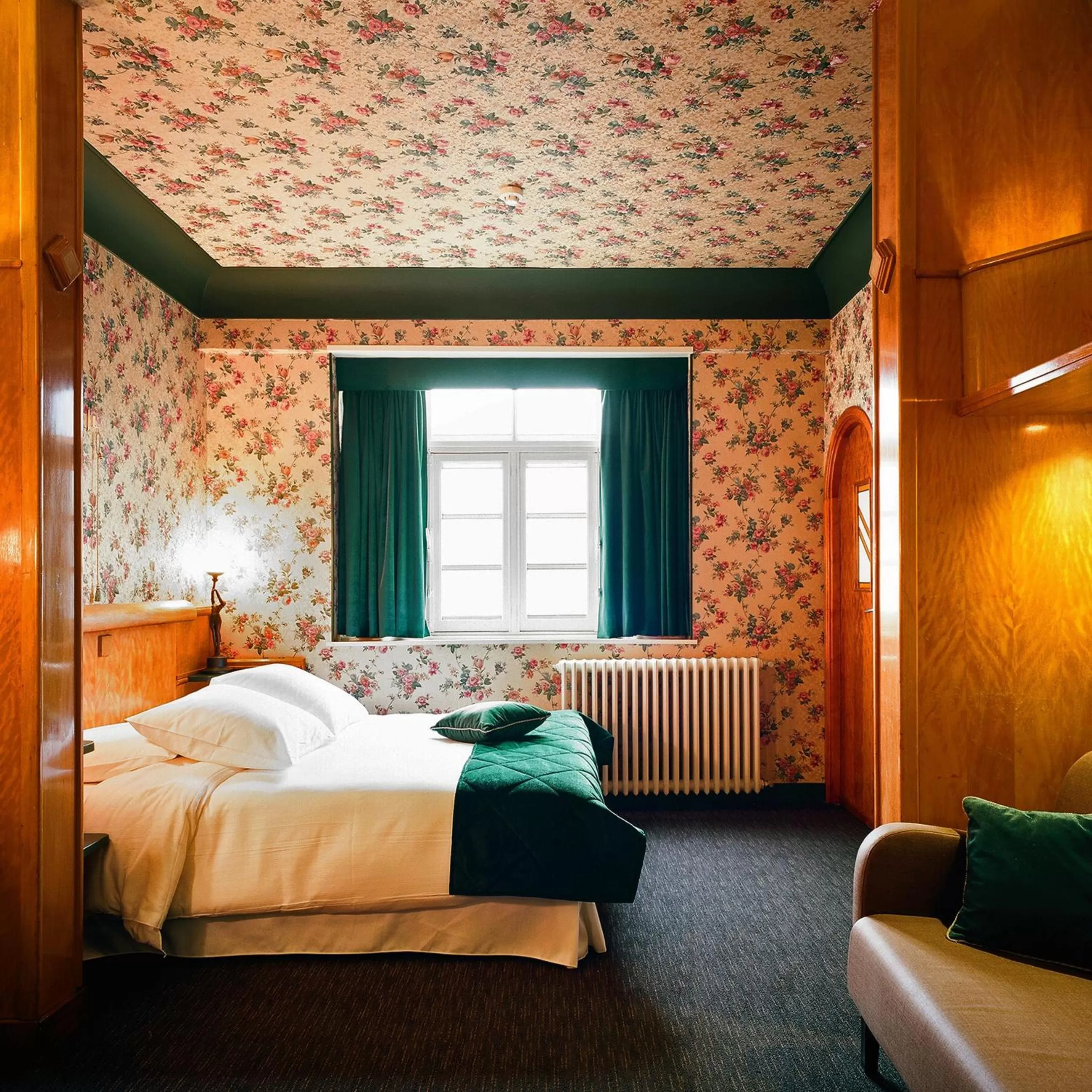 Bed in Latroupe Hotel Le Berger