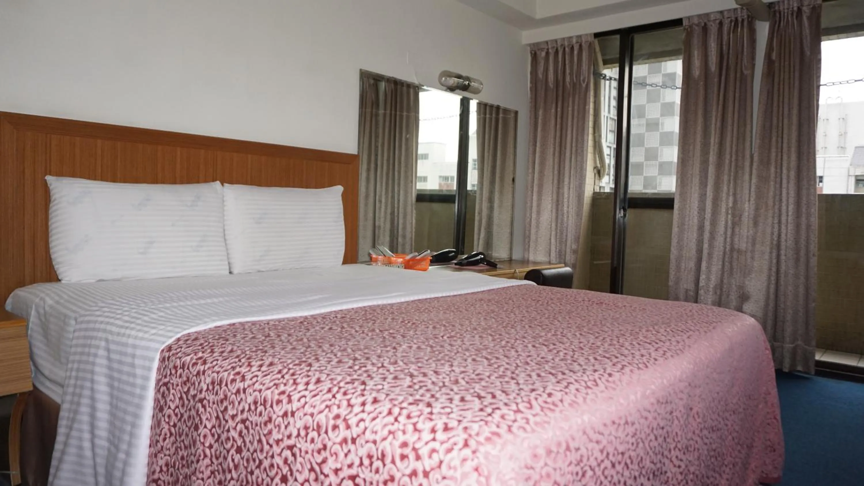 bunk bed, Bed in Chian Huei Business Hotel