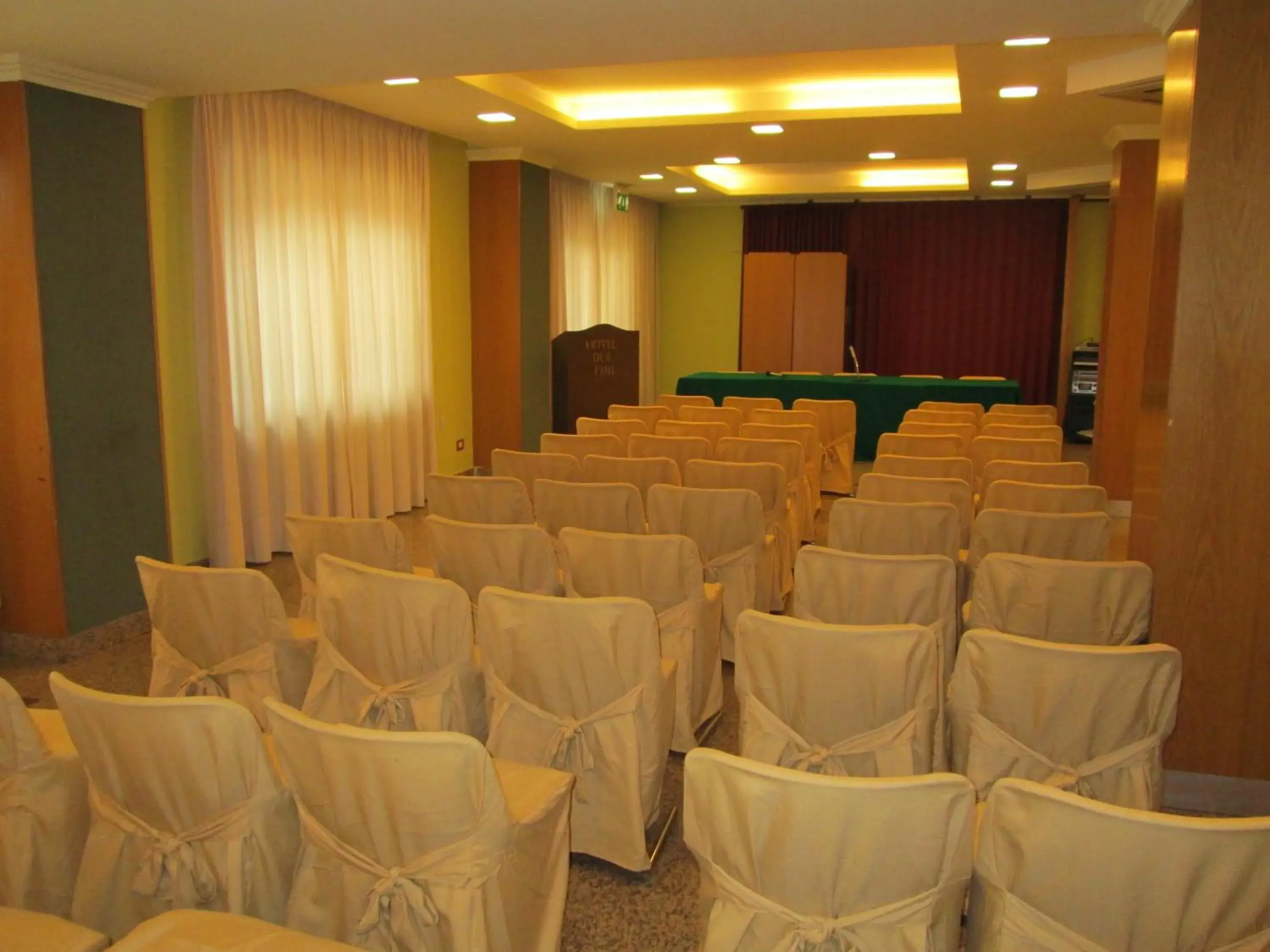 Meeting/conference room, Banquet Facilities in Hotel Due Pini