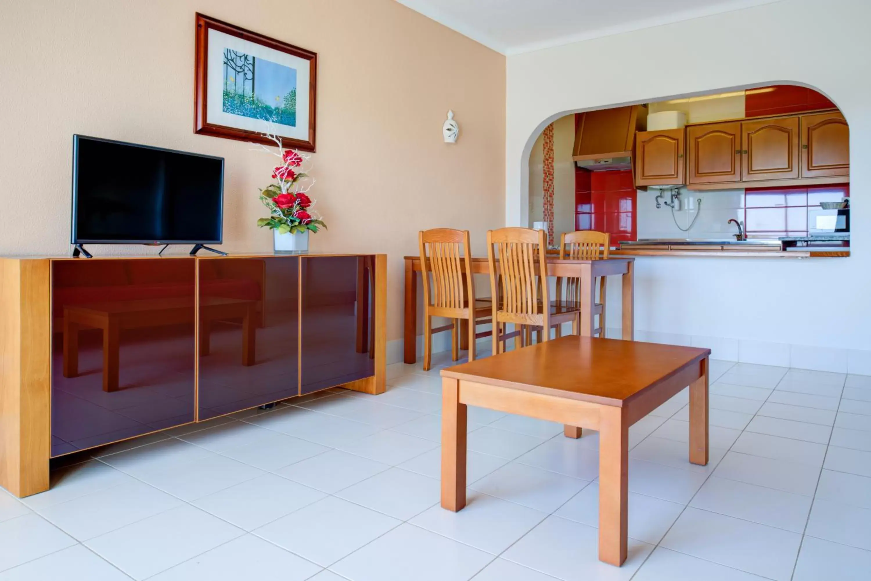 Living room in Choromar Apartments