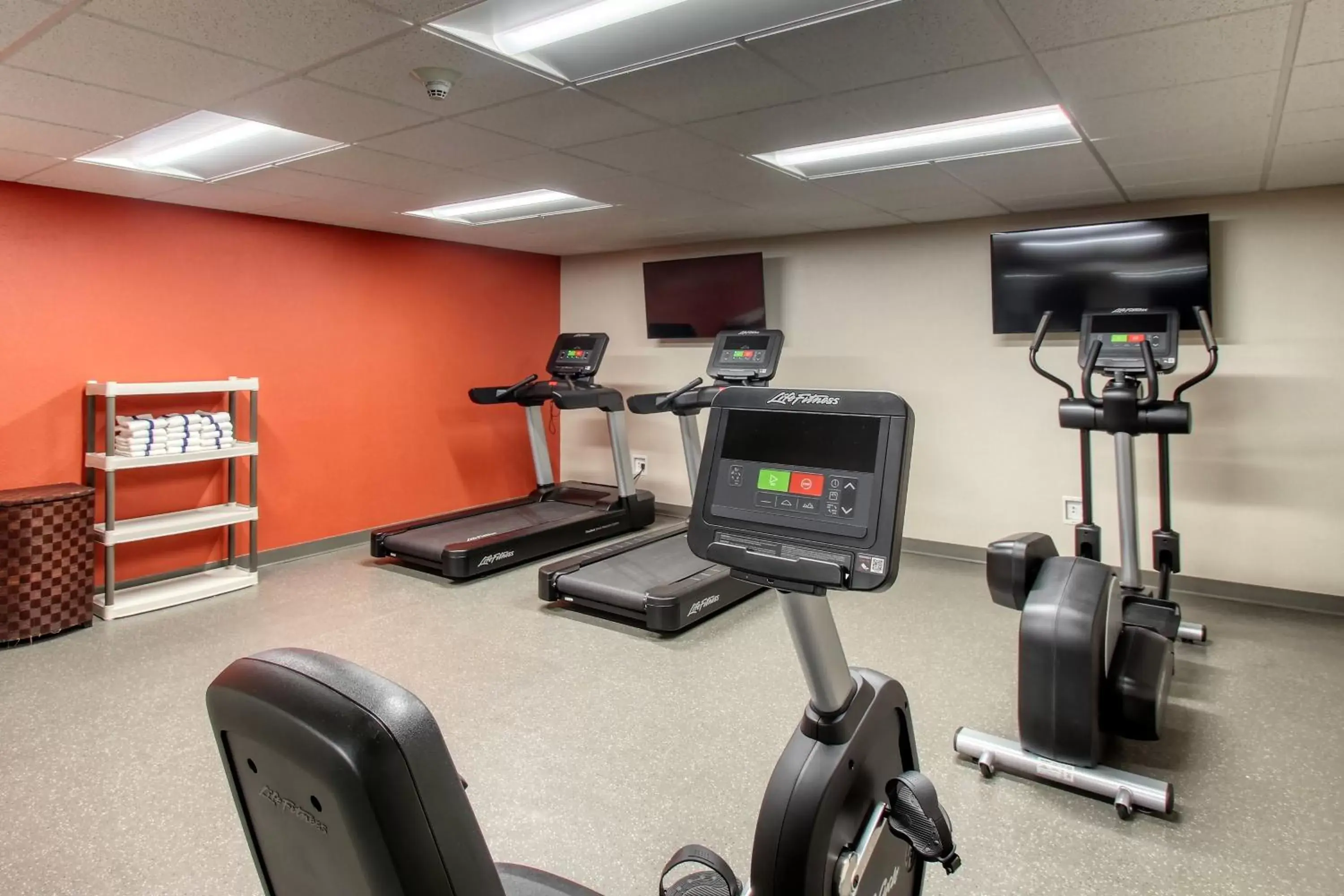 Fitness centre/facilities, Fitness Center/Facilities in Radisson Hotel and Conference Center Fond du Lac