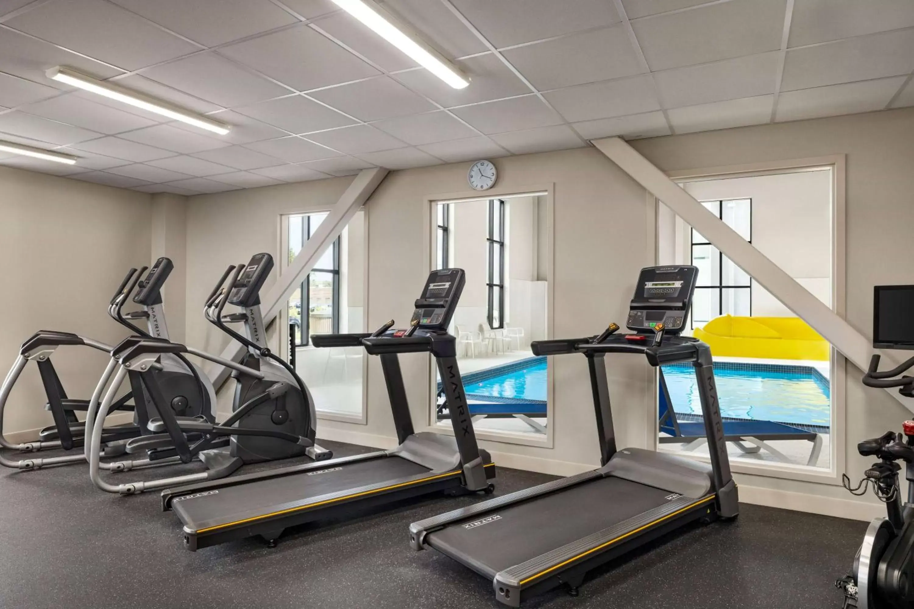 Fitness centre/facilities, Fitness Center/Facilities in Microtel Inn & Suites Montreal Airport-Dorval QC