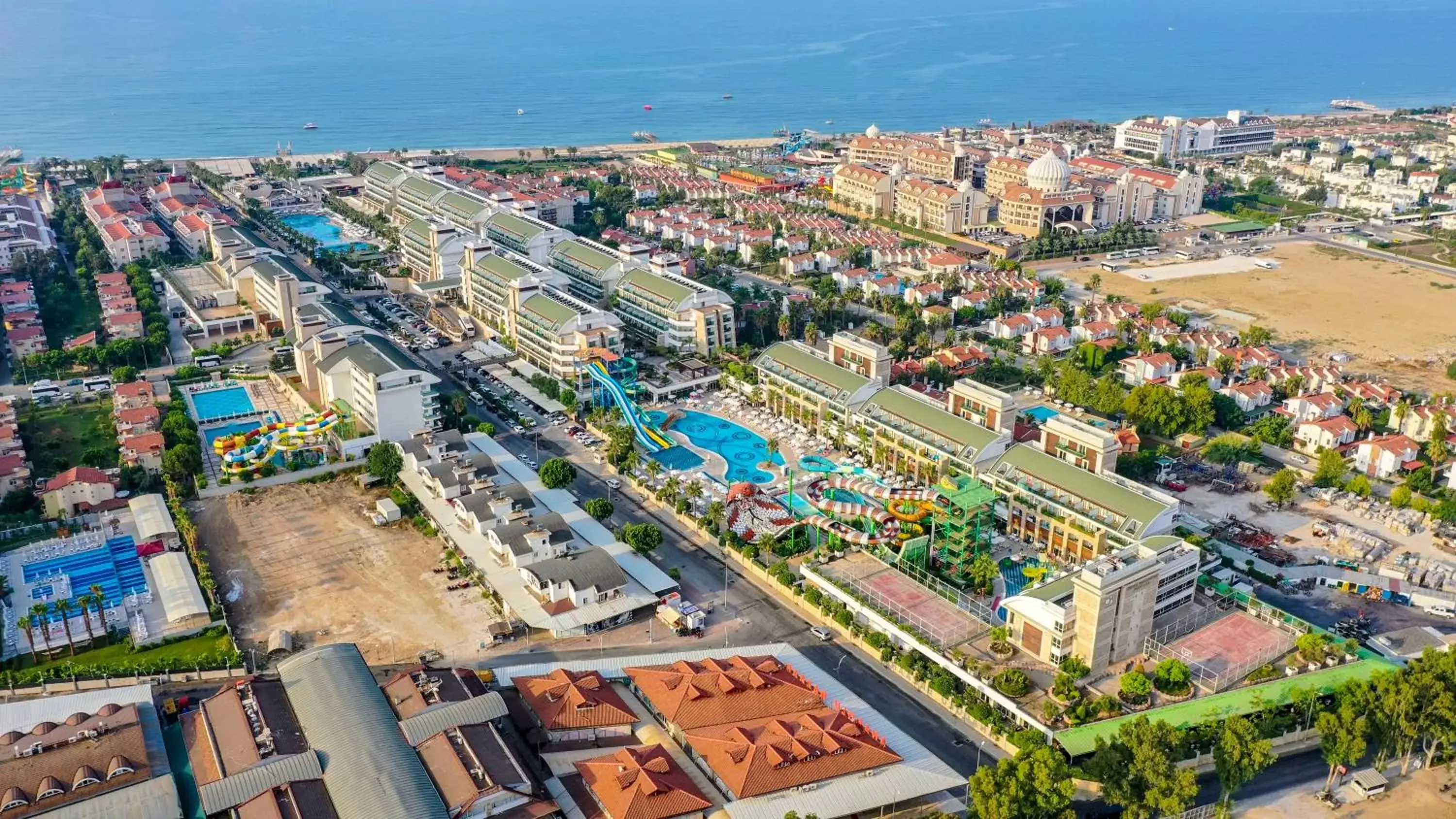 Property building, Bird's-eye View in Crystal Waterworld Resort & Spa - Ultimate All Inclusive