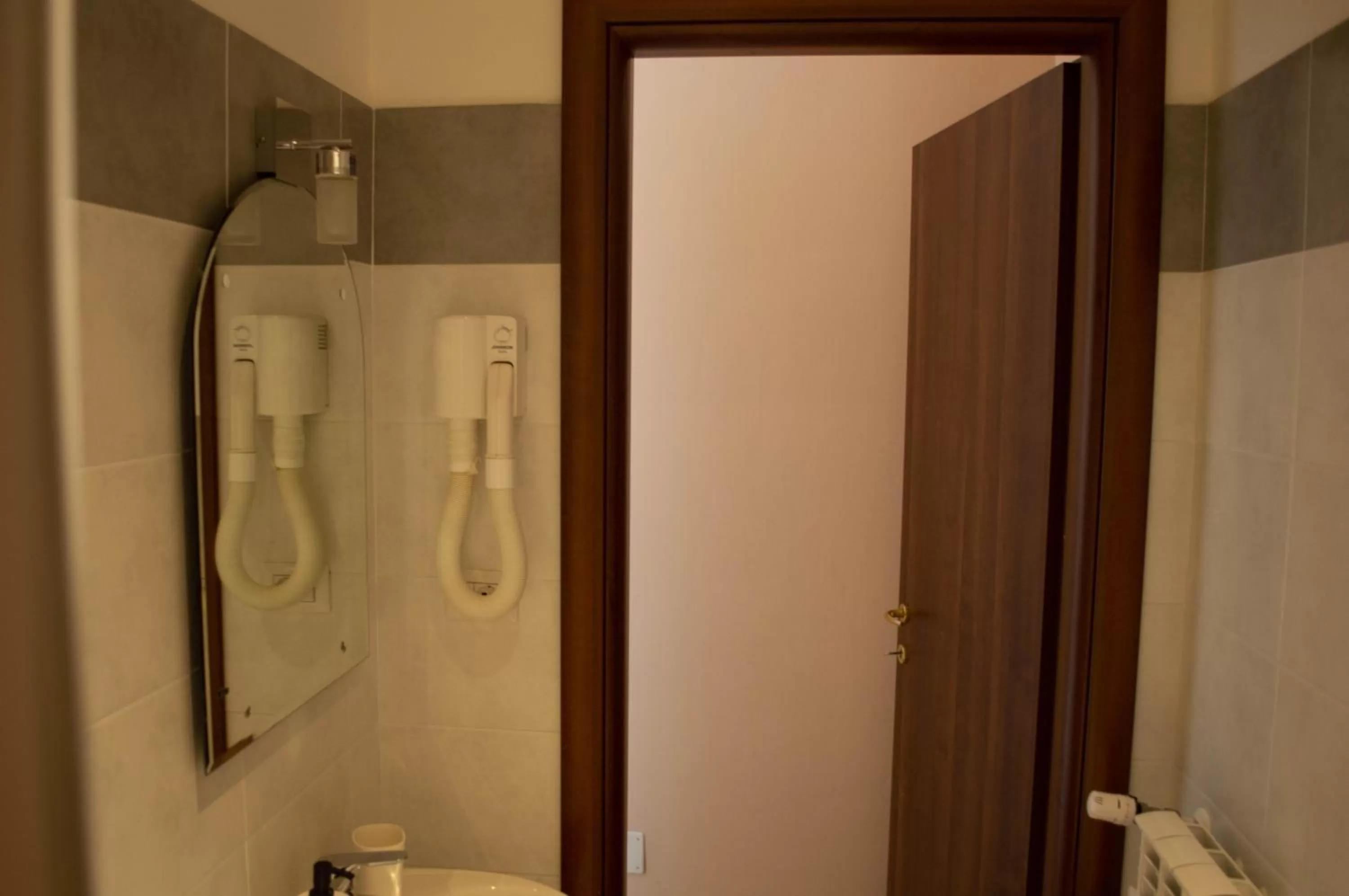 Shower in Villa Riari Garden