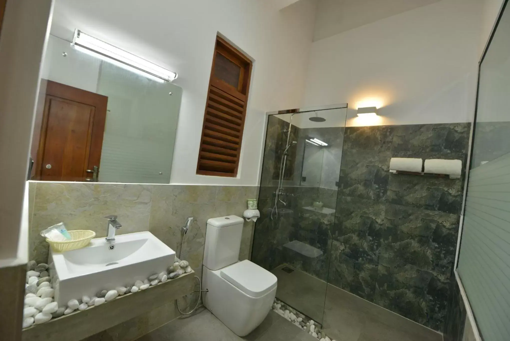 Bathroom in Athena Lake by Seedevi Bathroom in Athena Lake by Seedevi