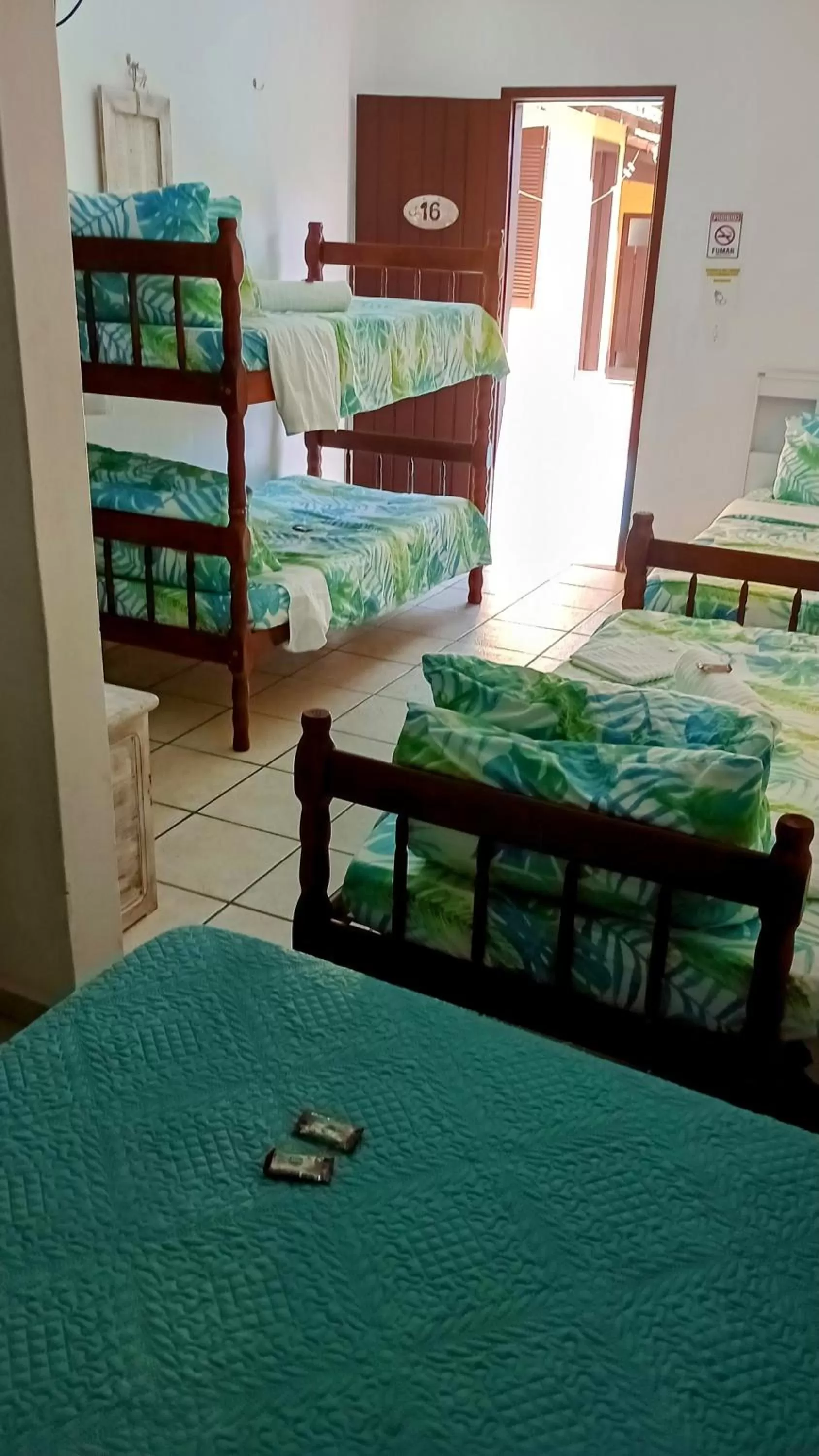 Bed, Bunk Bed in Hibiscos Pousada